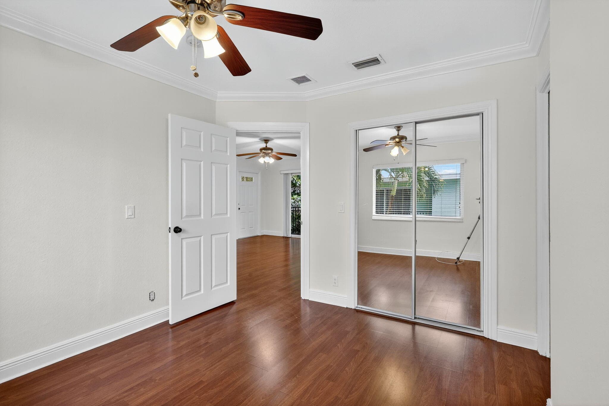 49 SE 7th Avenue 3, Delray Beach, FL 33483 — photo 3 of 24