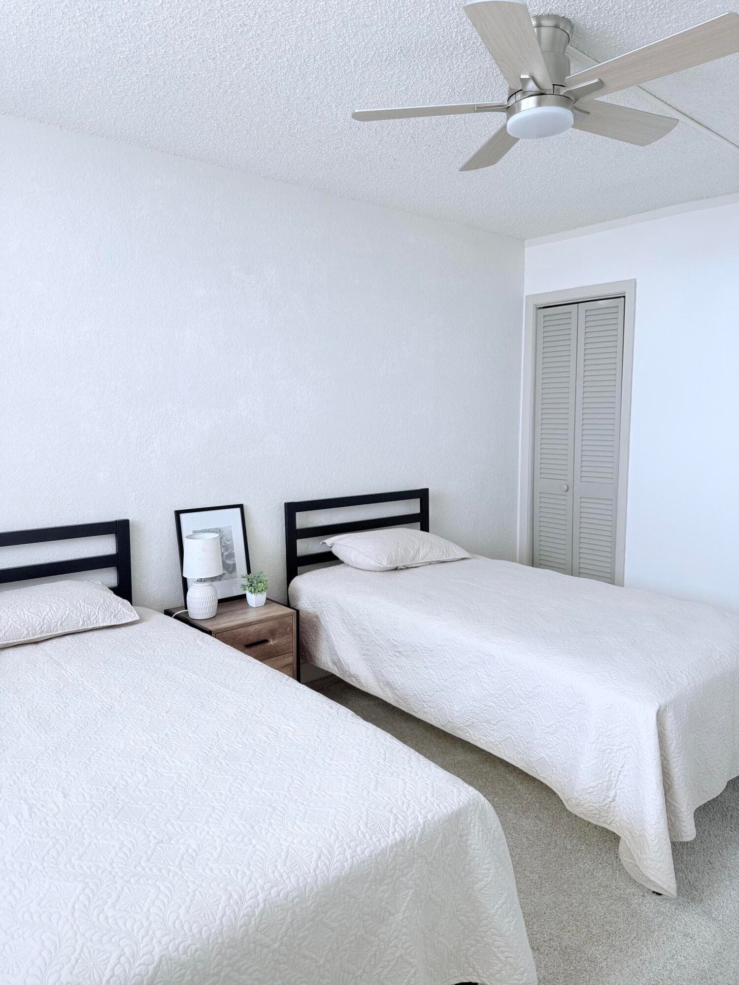 801 N Ocean Boulevard 802, Pompano Beach, FL 33062 — photo 15 of 28