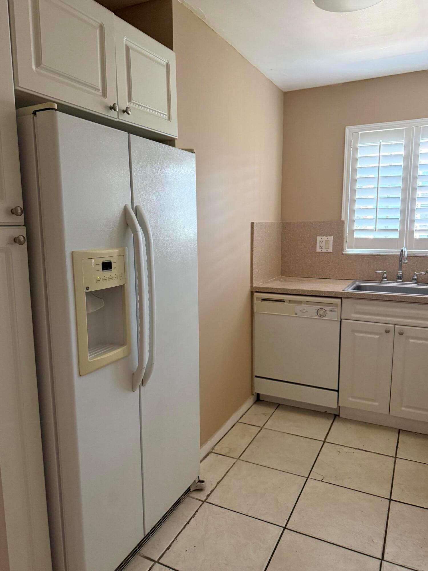 320 SE 10th Street C, Pompano Beach, FL 33060 — photo 6 of 17