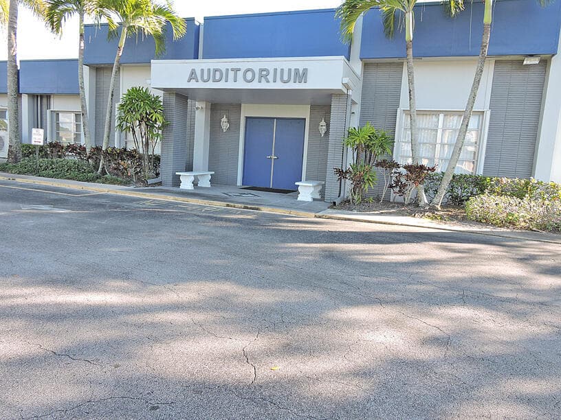 2621 Barkley Drive W A, West Palm Beach, FL 33415 — photo 34 of 35