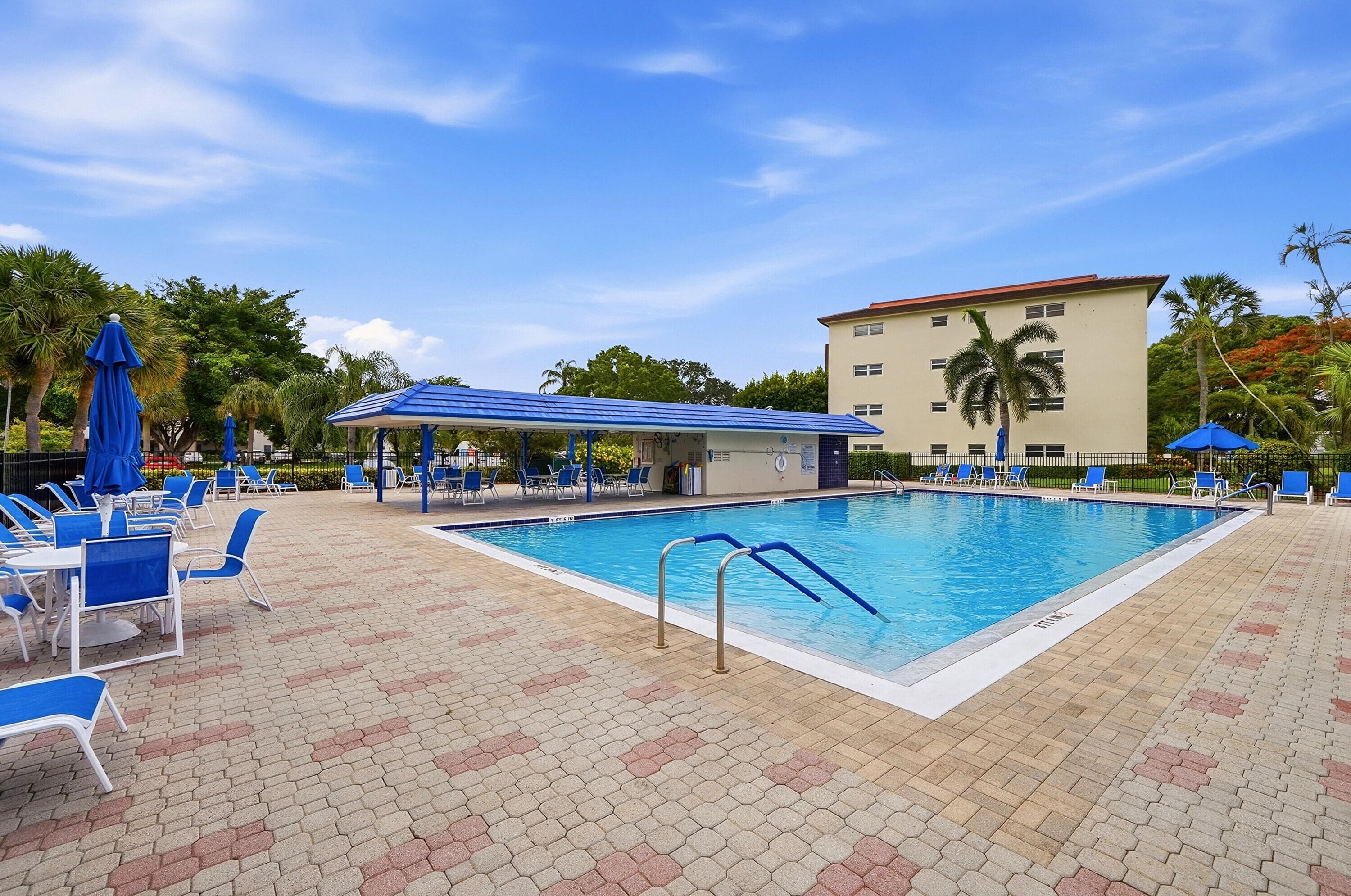 3201 Portofino Point E3, Coconut Creek, FL 33066 — photo 8 of 32