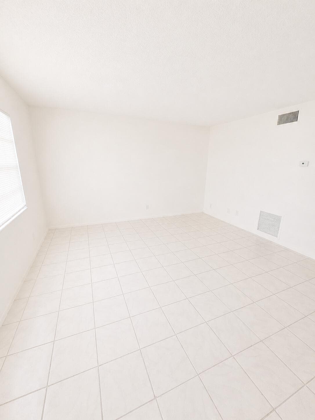 1401 NE 17th Court 208, Fort Lauderdale, FL 33305 — photo 6 of 14