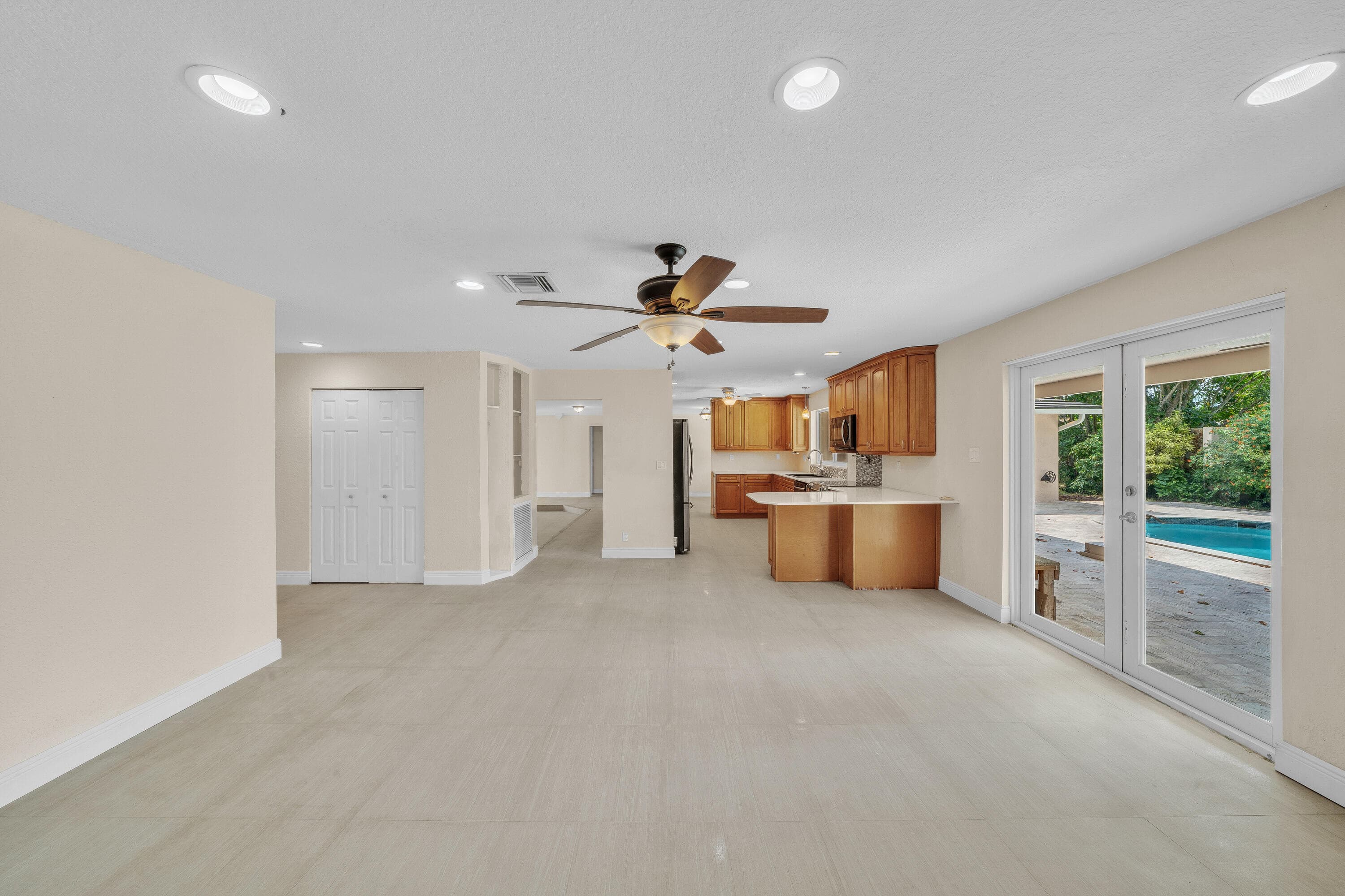 11901 NW 25th Street, Plantation, FL 33323 — photo 23 of 77