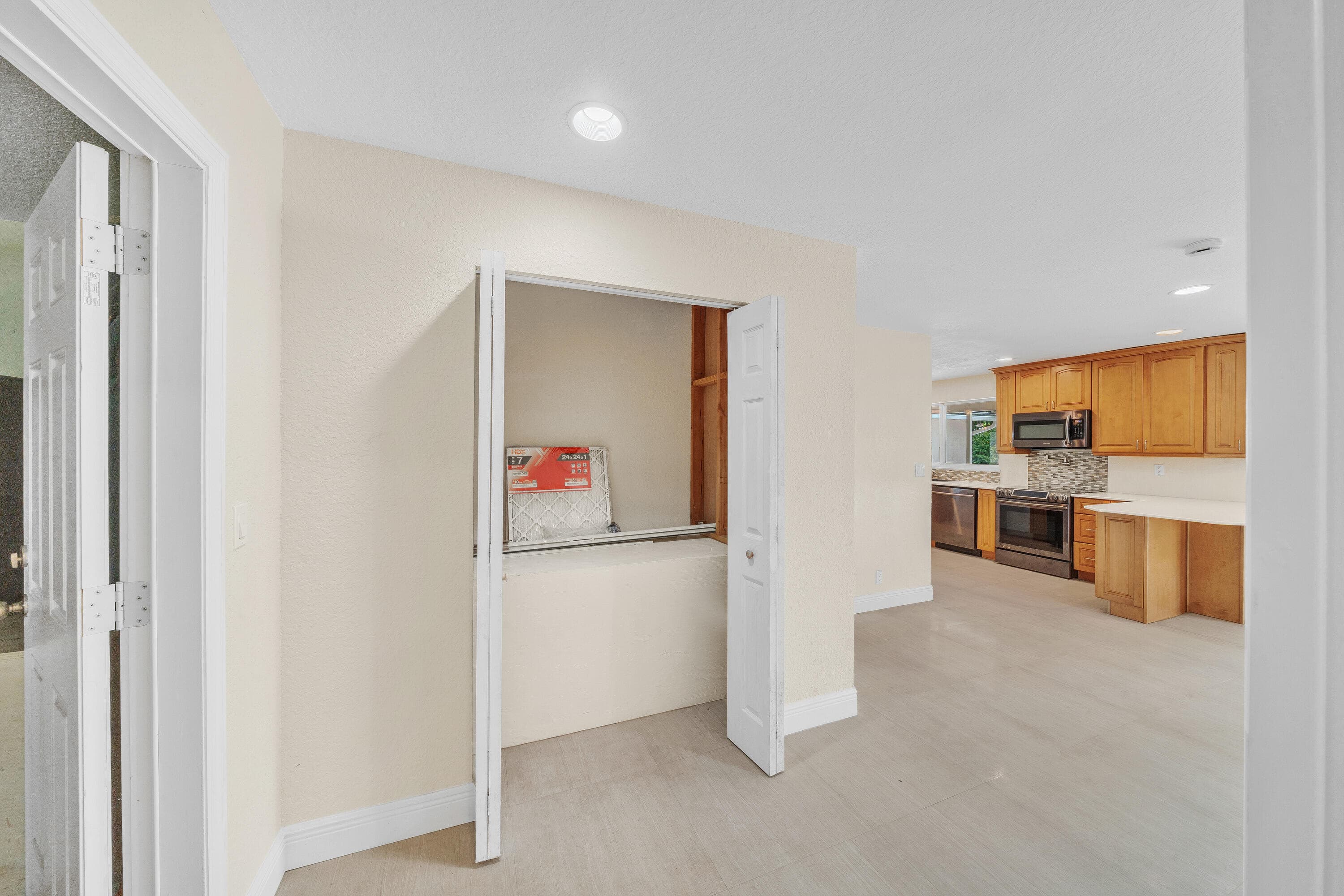 11901 NW 25th Street, Plantation, FL 33323 — photo 34 of 77