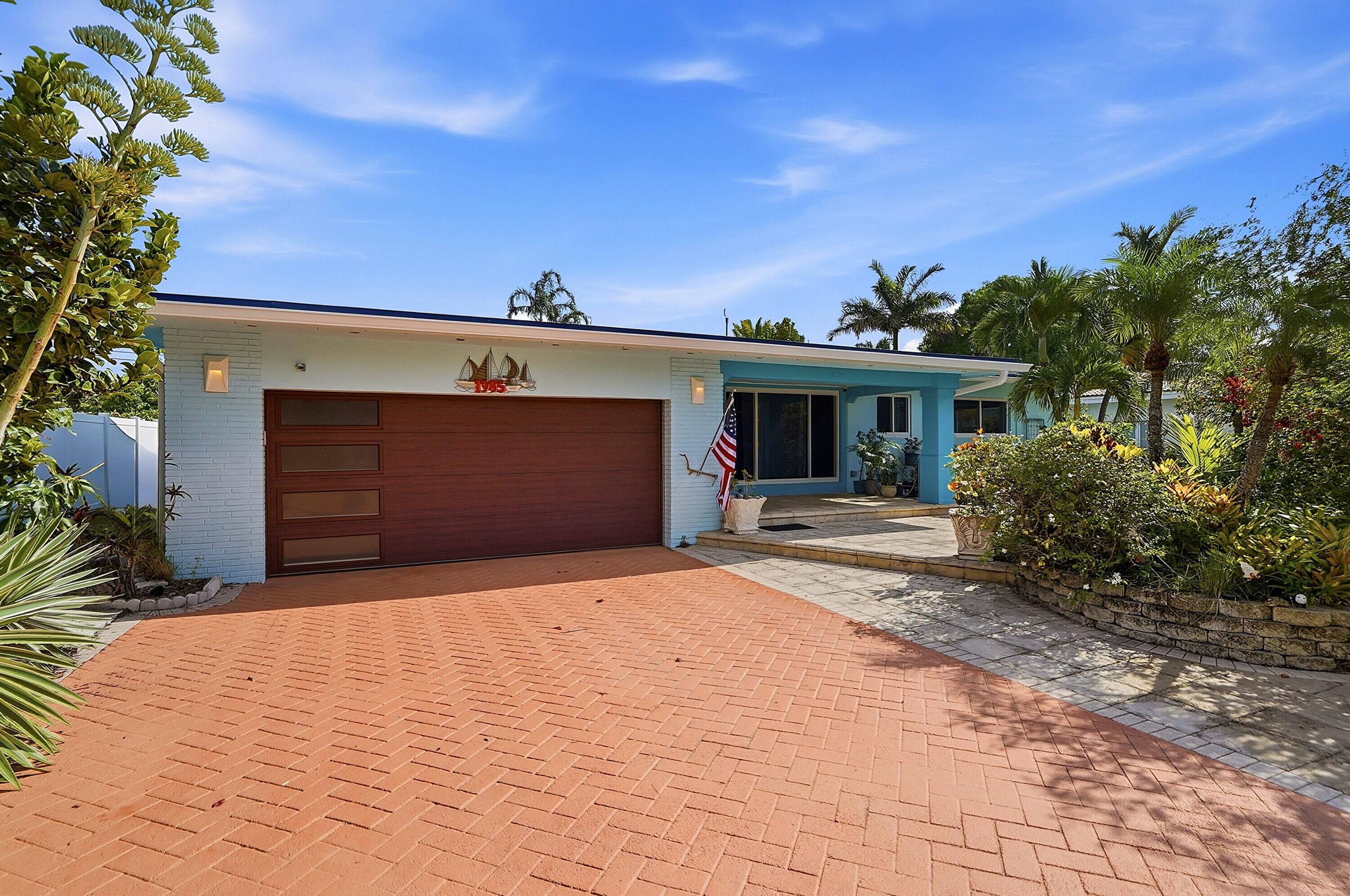 1985 Ocean Mist Drive, Lauderdale-By-The-Sea, FL 33062 — photo 5 of 37
