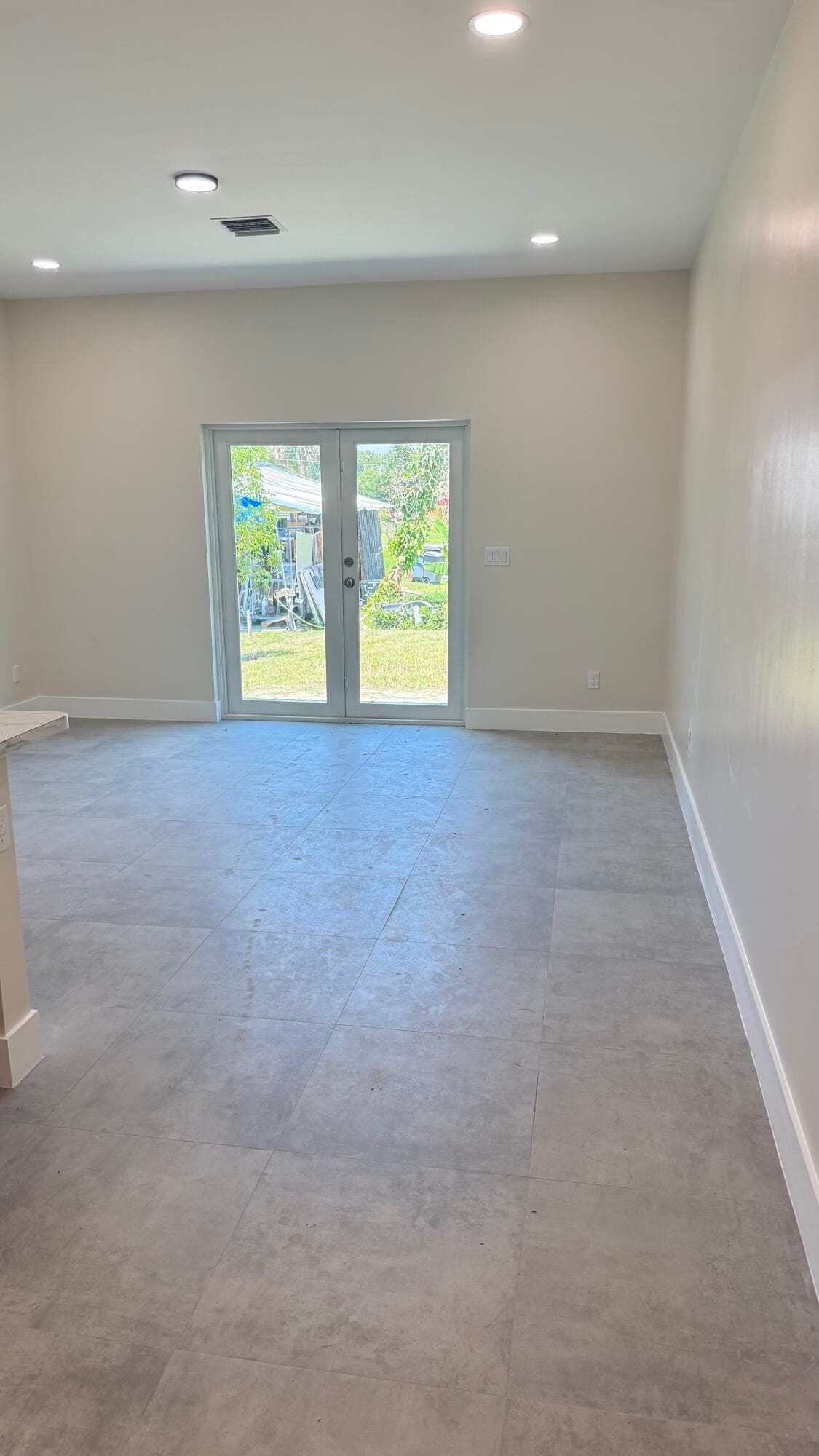 2007 N 49th Street, Fort Pierce, FL 34947 — photo 5 of 16