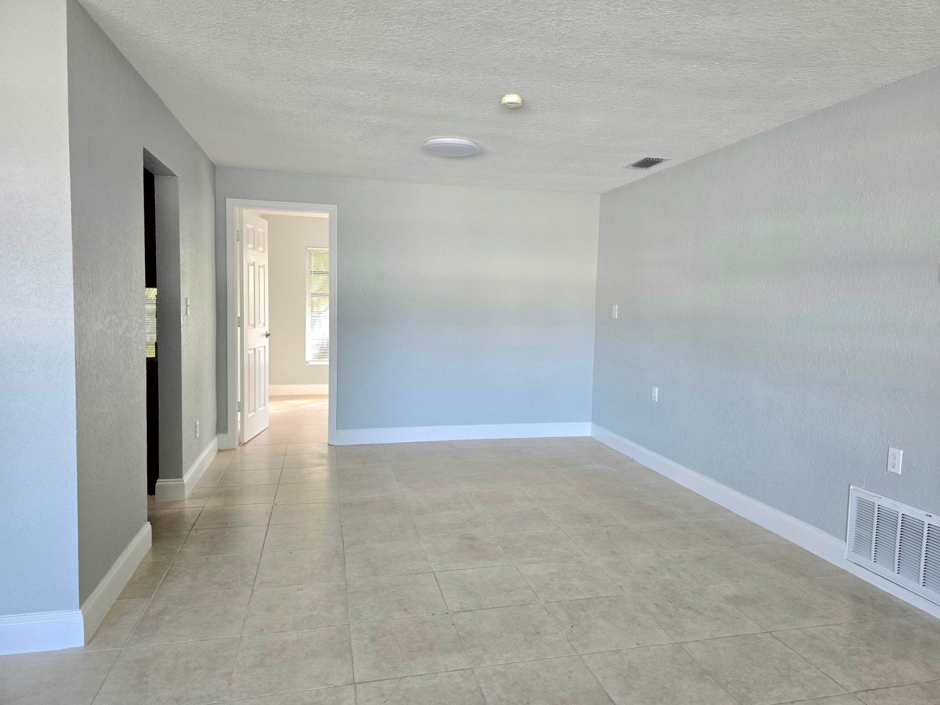 580 Wendell Road, Fort Pierce, FL 34950 — photo 6 of 25
