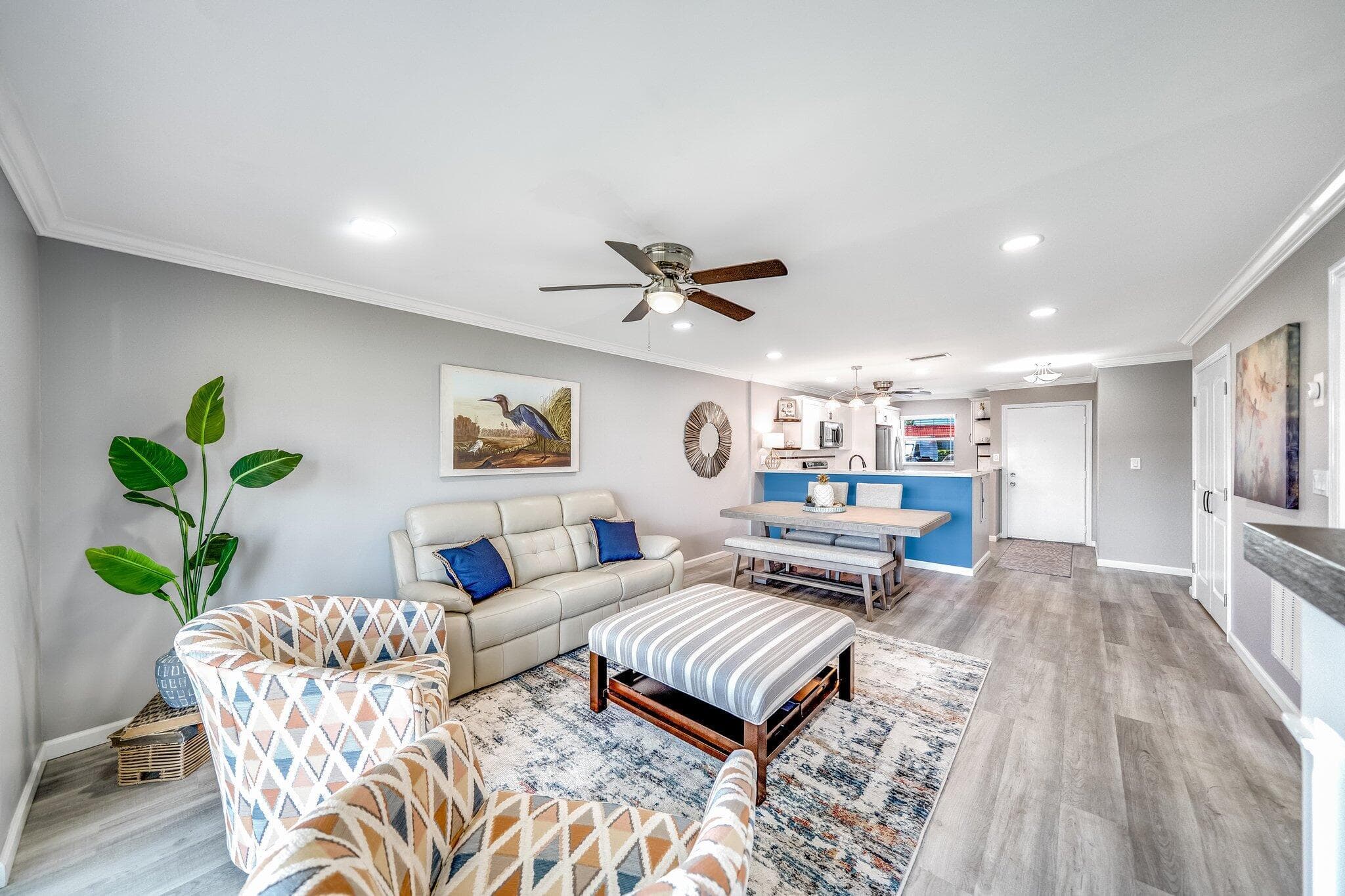 154 Lake Dora Drive, West Palm Beach, FL 33411 — photo 4 of 34
