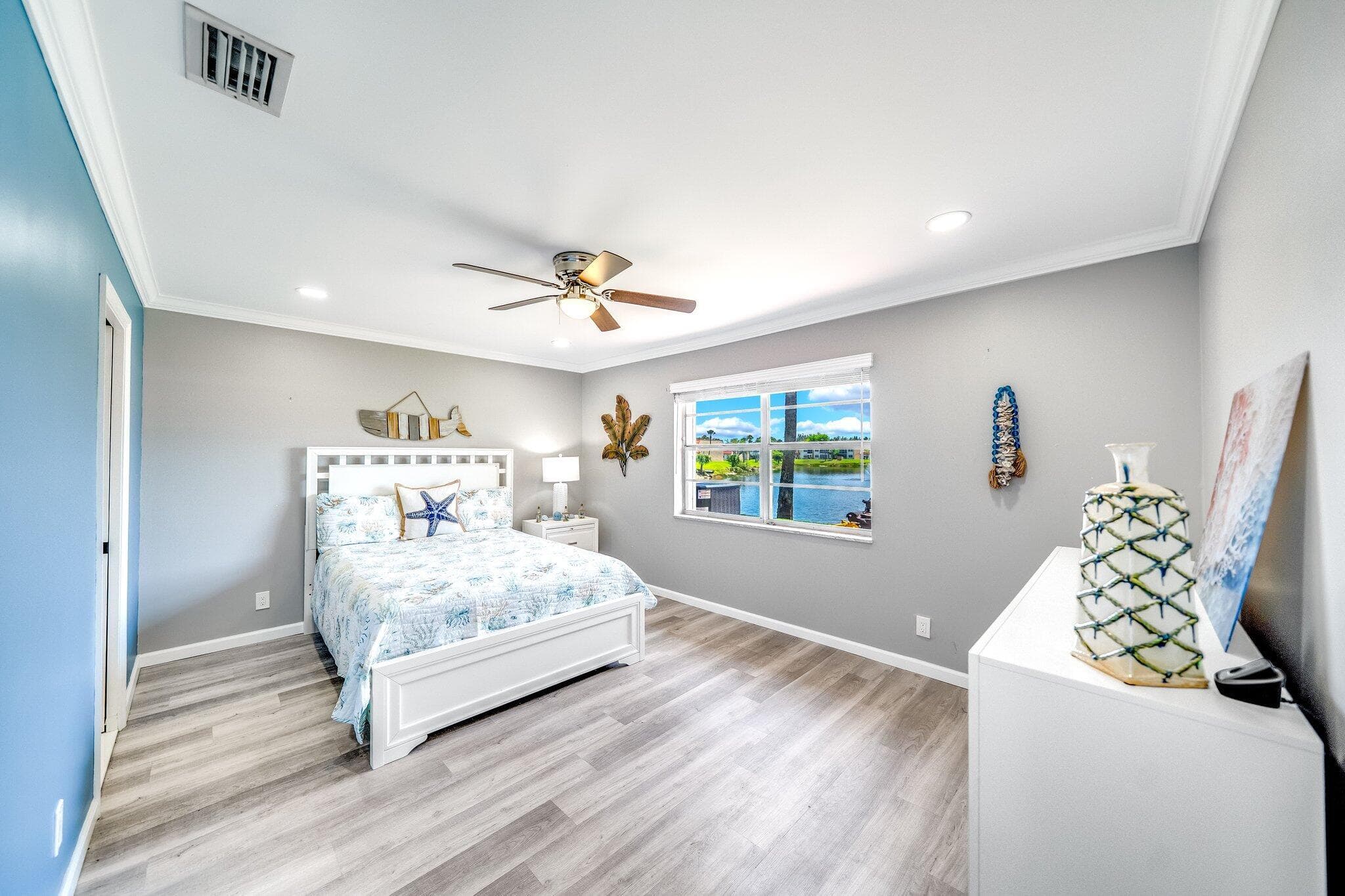 154 Lake Dora Drive, West Palm Beach, FL 33411 — photo 18 of 34