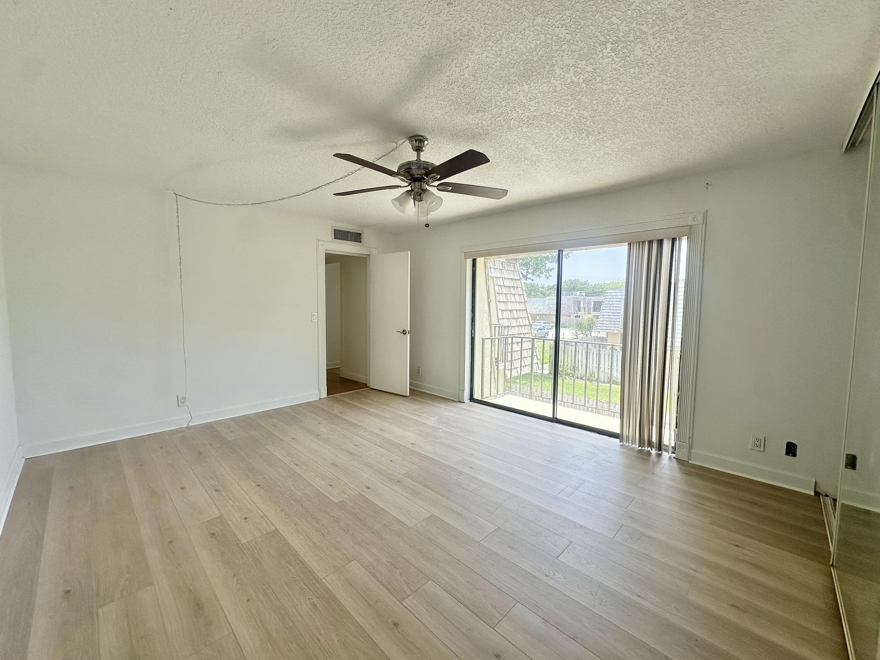 173 Lake Arbor Drive, Palm Springs, FL 33461 — photo 21 of 29
