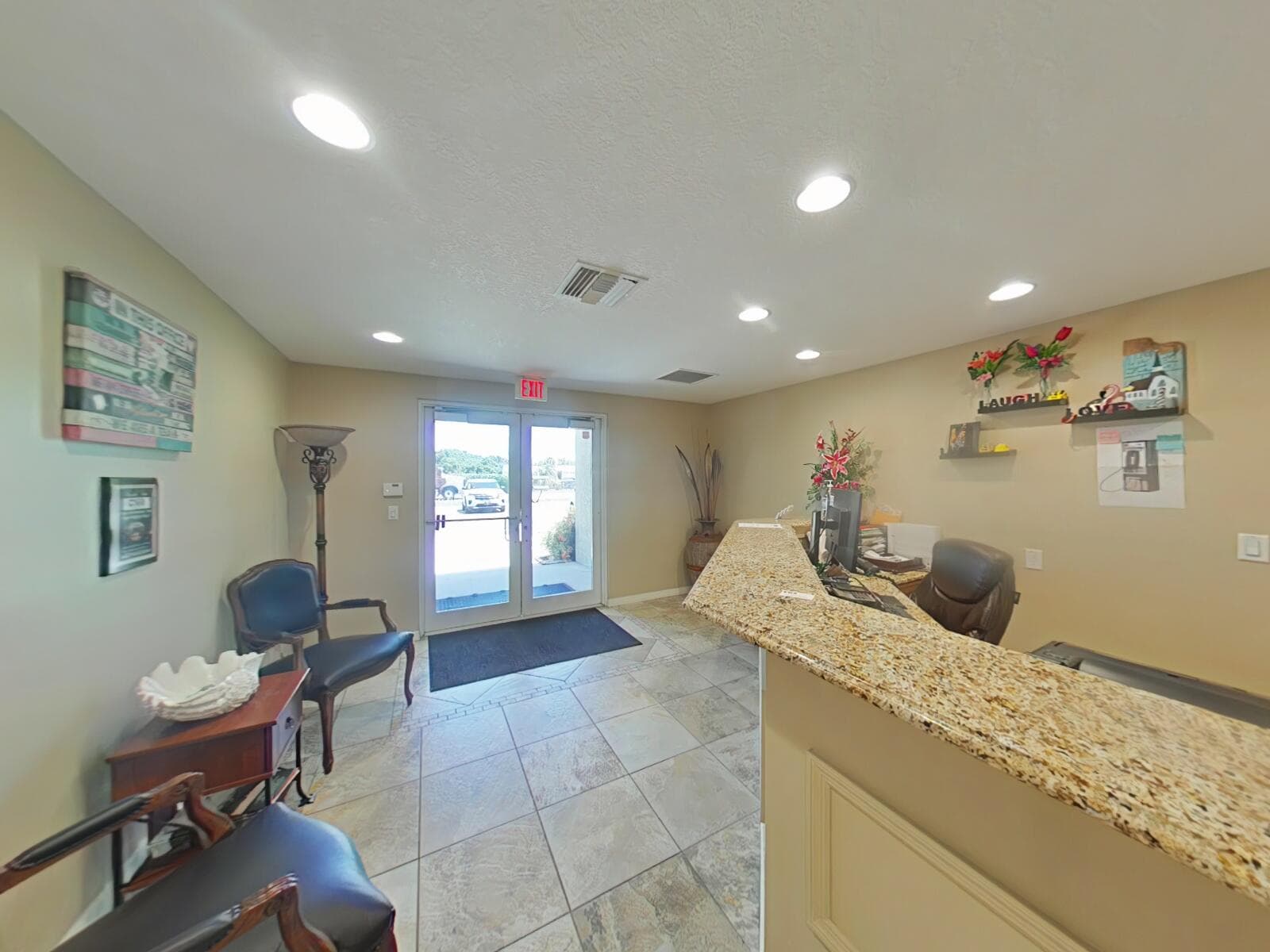 806 NW 9th Street, Okeechobee, FL — photo 3 of 28