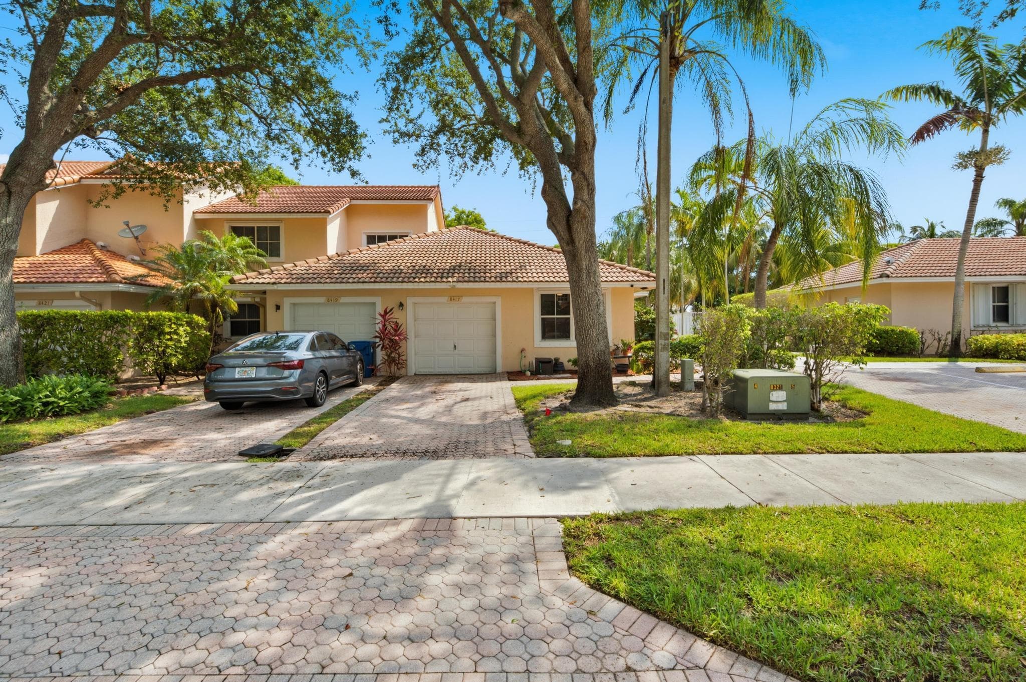8417 NW 40th Court, Sunrise, FL 33351 — photo 2 of 27