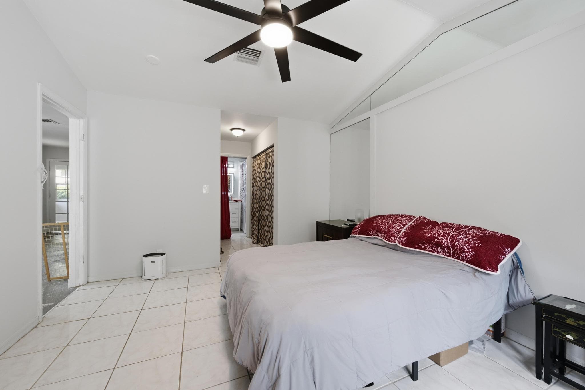 8417 NW 40th Court, Sunrise, FL 33351 — photo 13 of 27