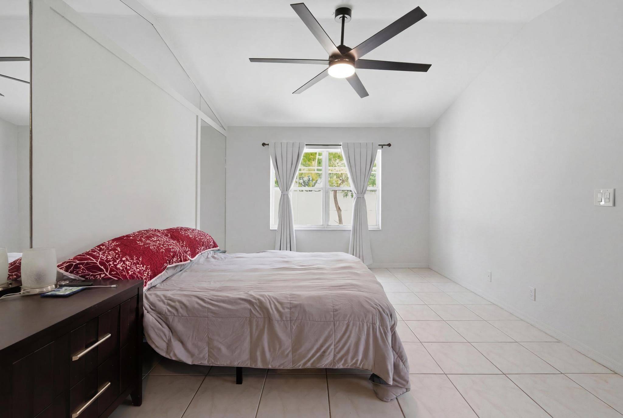 8417 NW 40th Court, Sunrise, FL 33351 — photo 12 of 27
