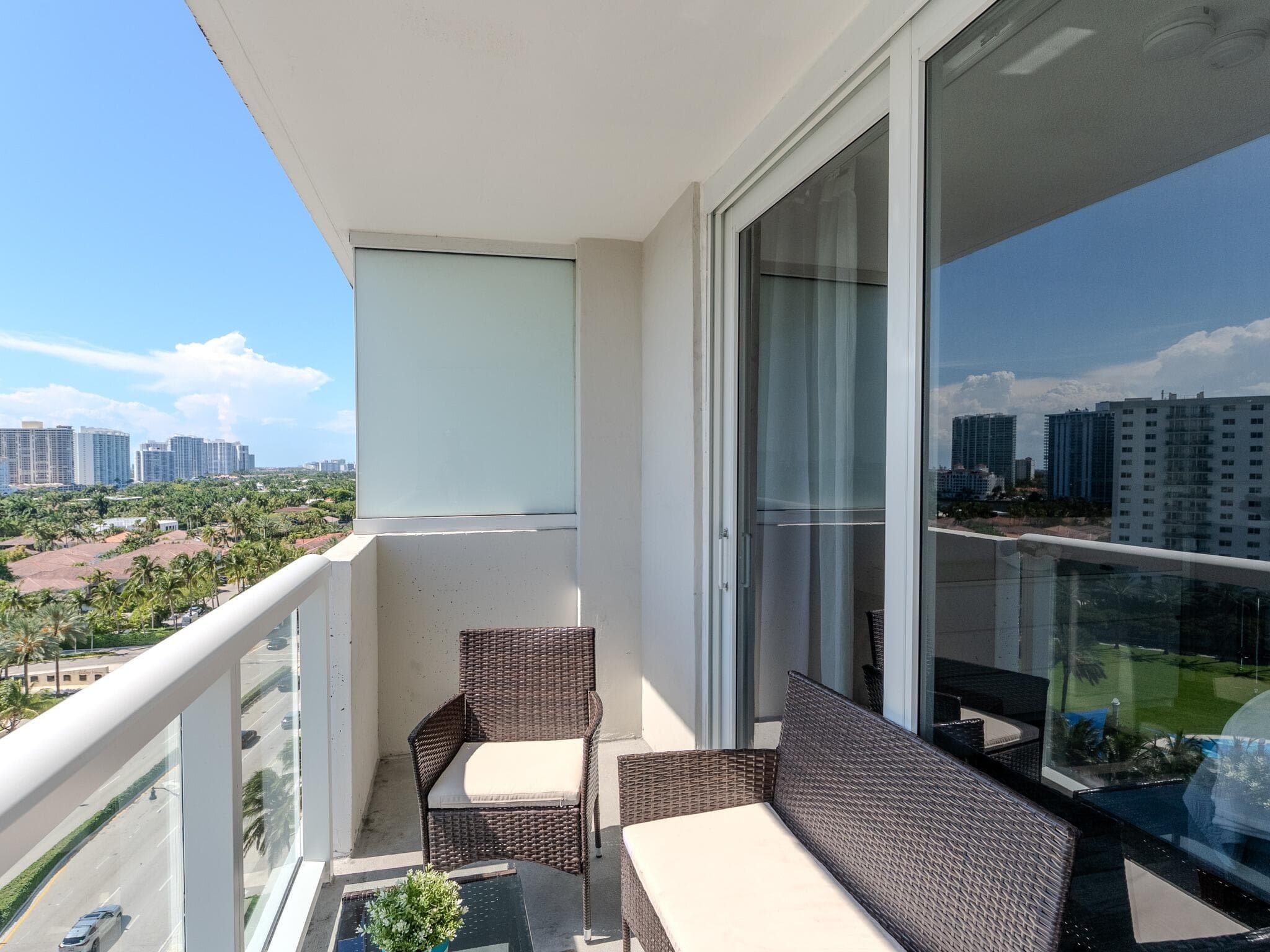 19201 Collins Avenue 1038, Sunny Isles Beach, FL 33160 — photo 3 of 17