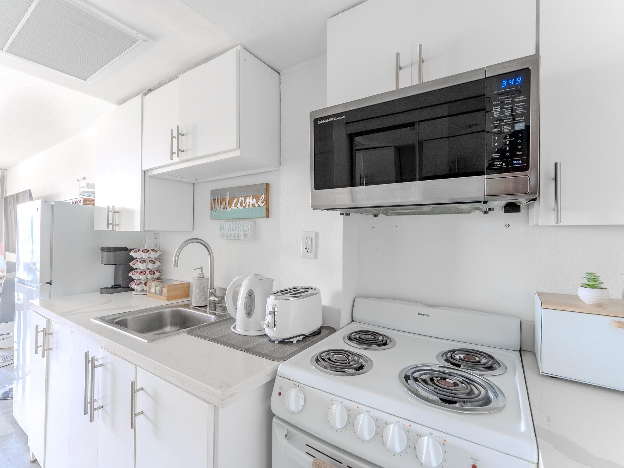 19201 Collins Avenue 1038, Sunny Isles Beach, FL 33160 — photo 8 of 17