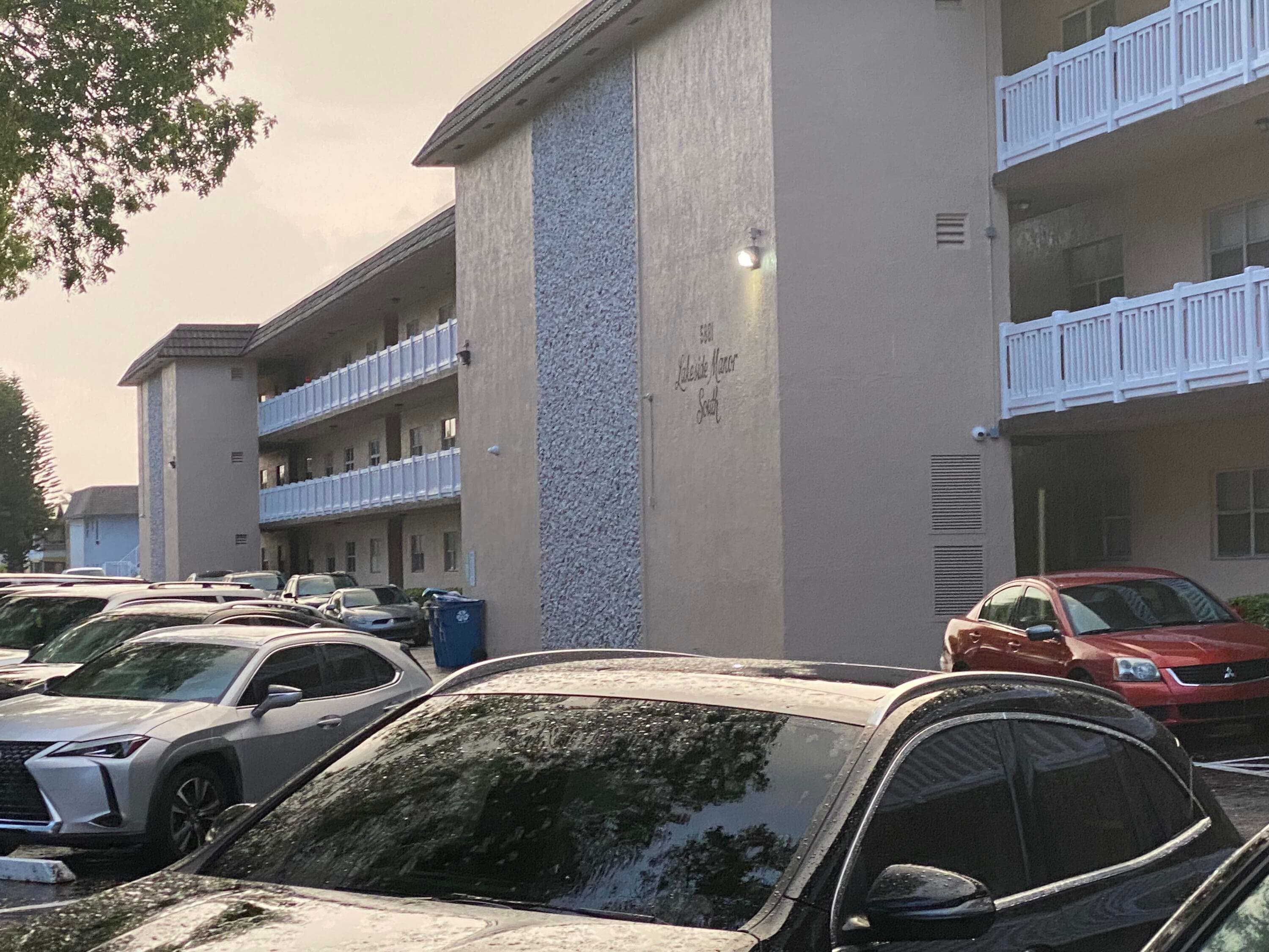 5881 NW 16th Place Unit 118, Sunrise, FL 33313 — photo 1 of 10
