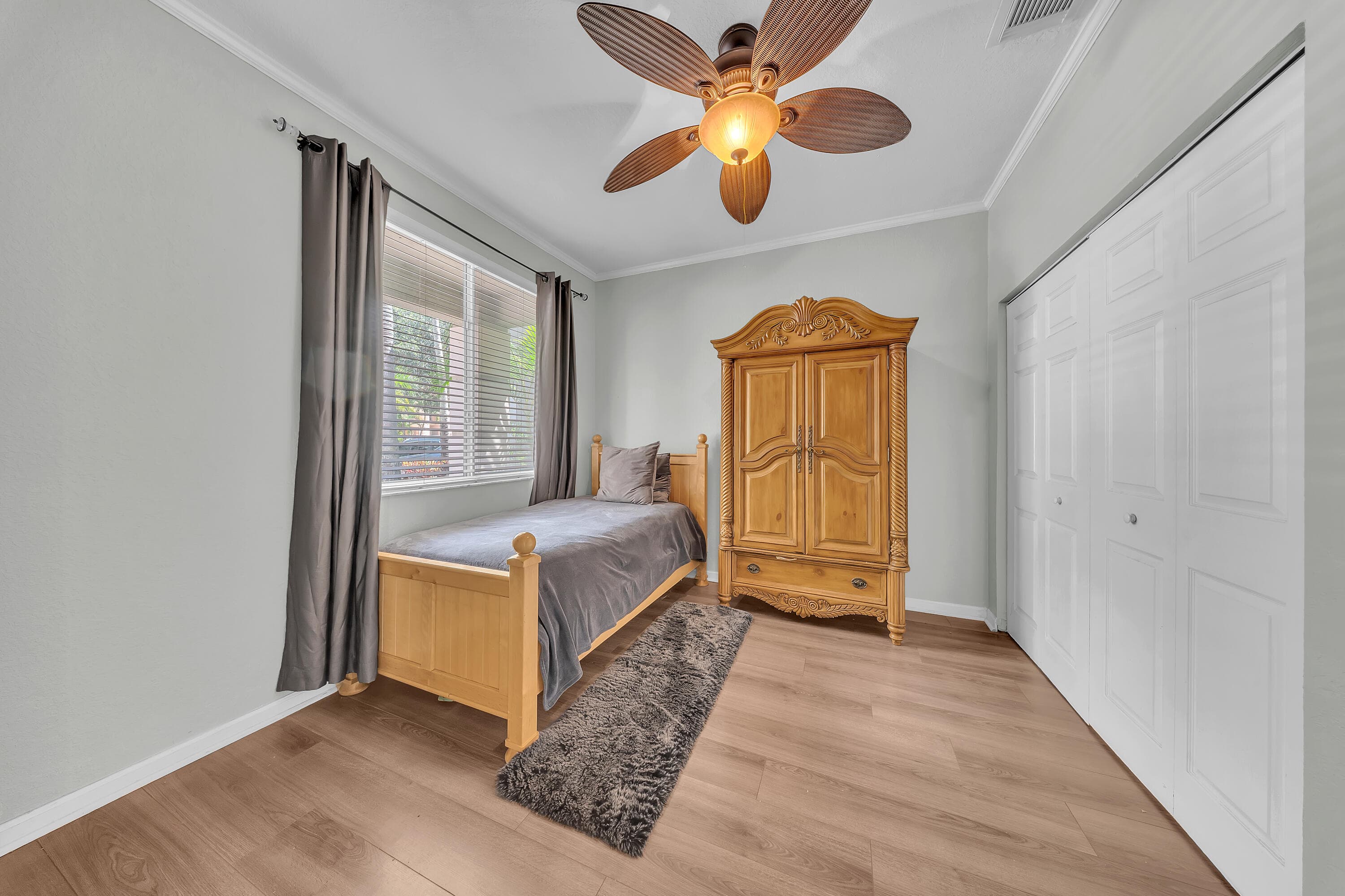 726 Gazetta Way, West Palm Beach, FL 33413 — photo 12 of 53