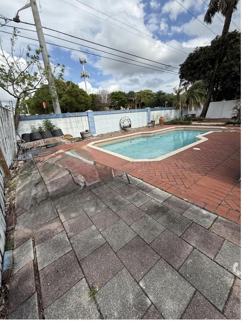 1020 SW 81st Terrace, North Lauderdale, FL 33068 — photo 3 of 22