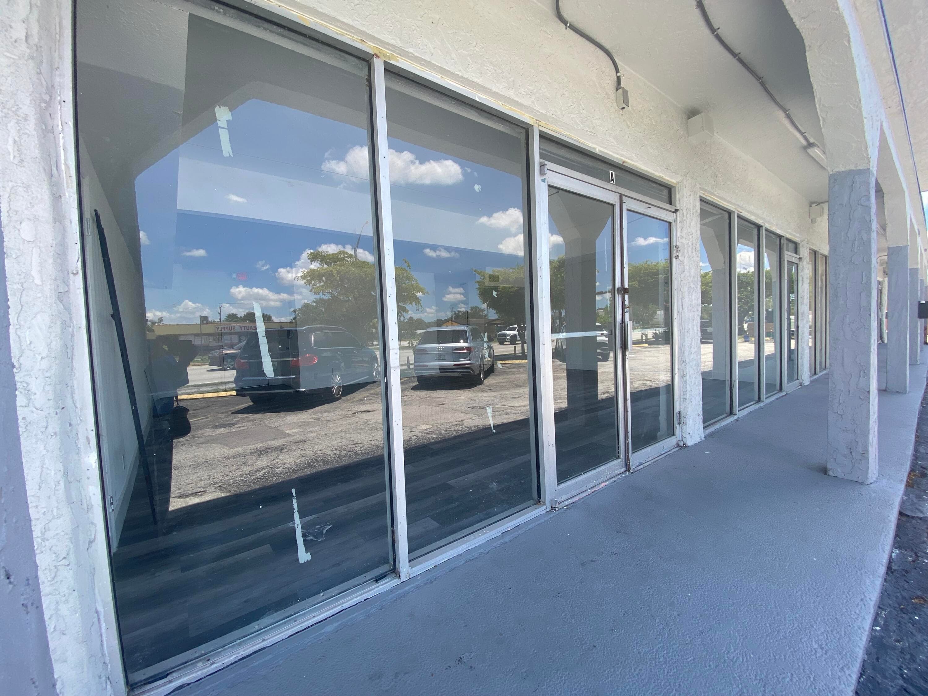 1296 NW 31st Avenue A, Fort Lauderdale, FL 33311 — photo 1 of 5