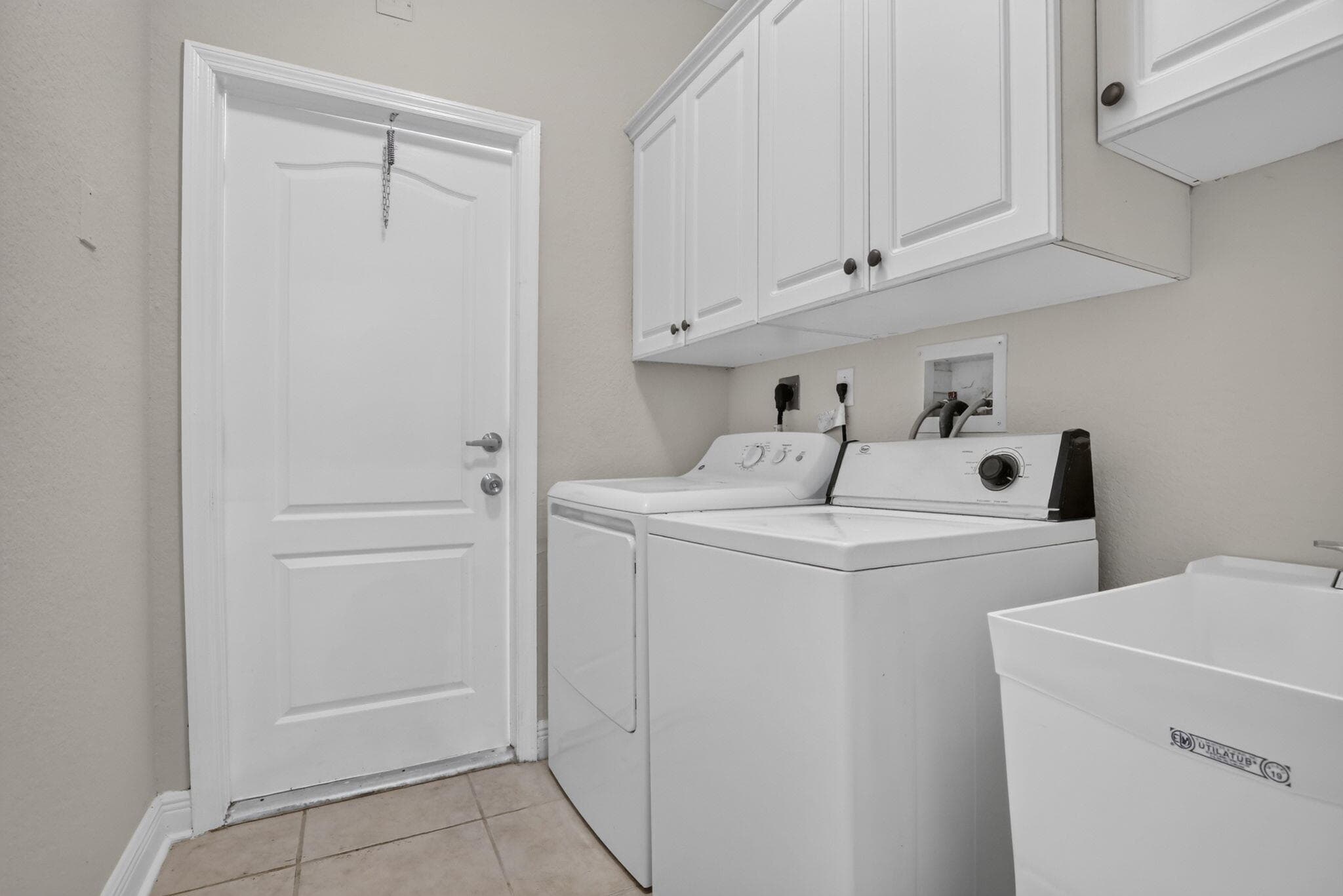 1445 SW 11th Place, Fort Lauderdale, FL 33315 — photo 37 of 53