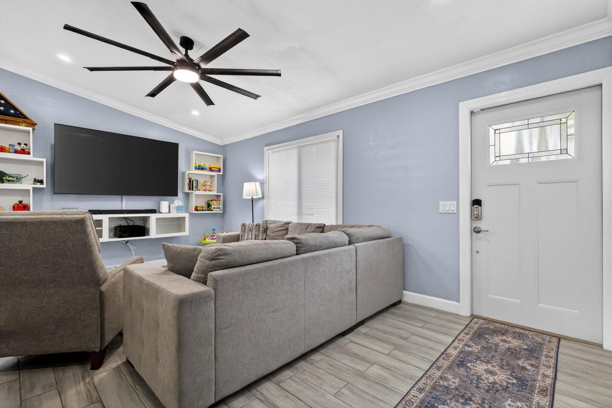 202 Elaine Circle W, West Palm Beach, FL 33409 — photo 5 of 44