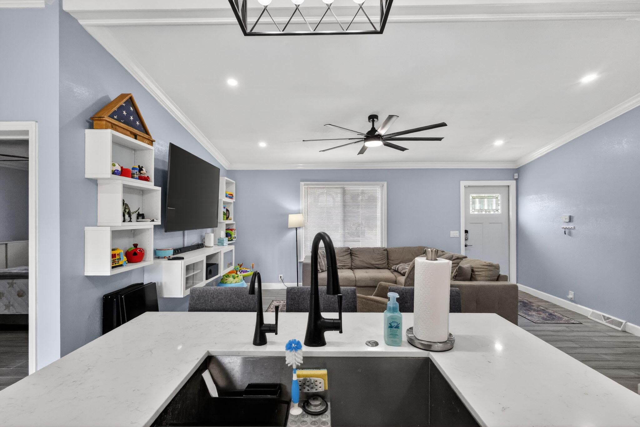 202 Elaine Circle W, West Palm Beach, FL 33409 — photo 14 of 44