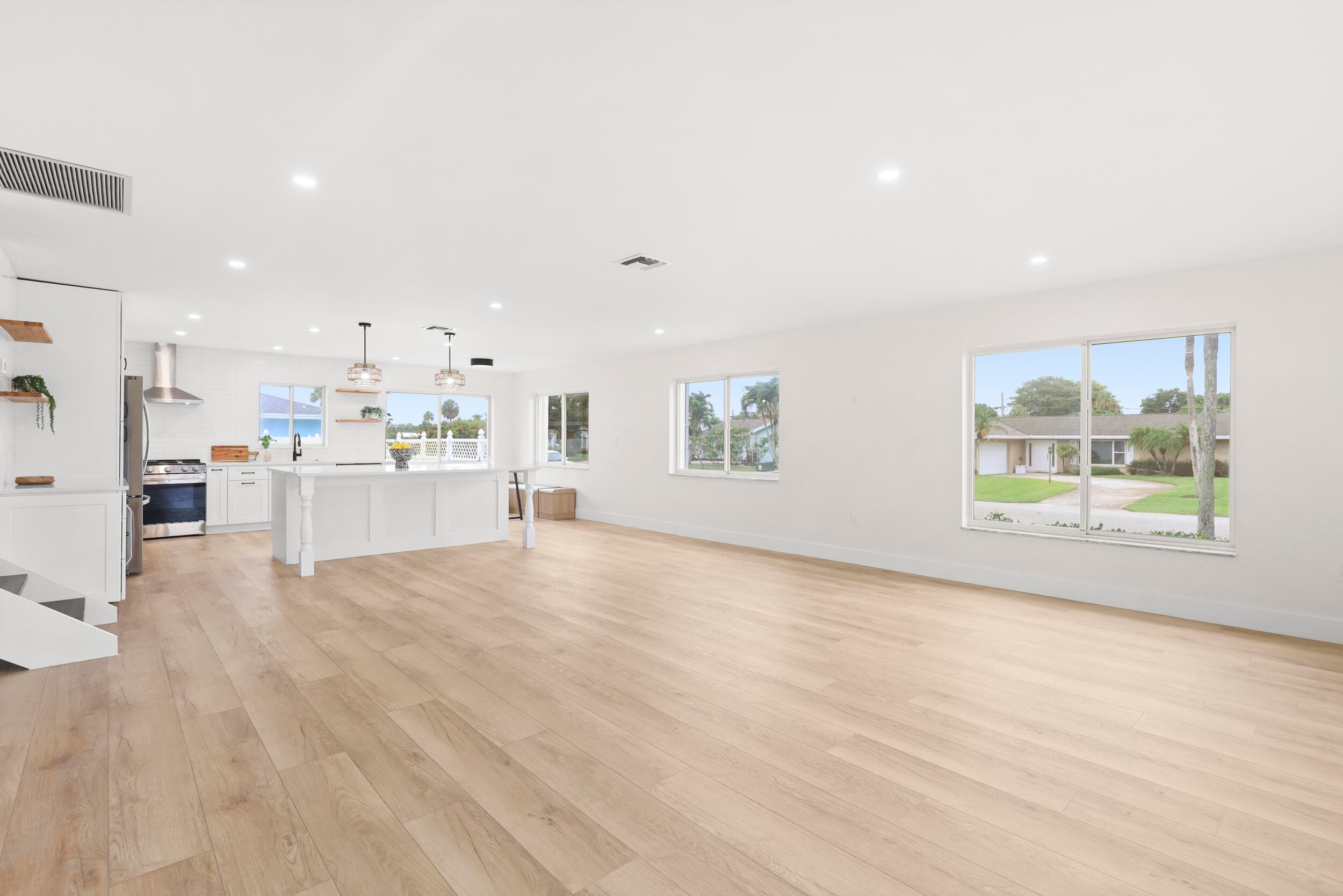 3905 Flag Drive, Palm Beach Gardens, FL 33410 — photo 12 of 42