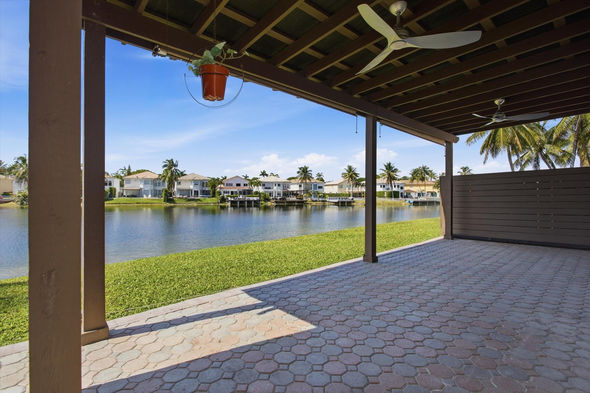 11180 NW 73rd Street, Doral, FL 33178 — photo 14 of 70