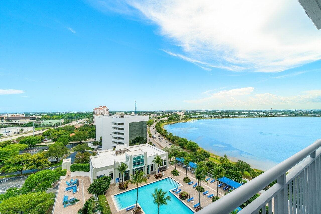 300 S Australian Avenue 1418, West Palm Beach, FL 33401 — photo 23 of 48