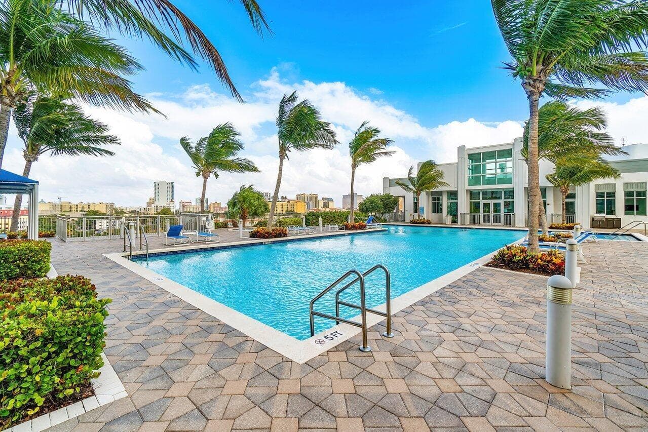 300 S Australian Avenue 1418, West Palm Beach, FL 33401 — photo 31 of 48