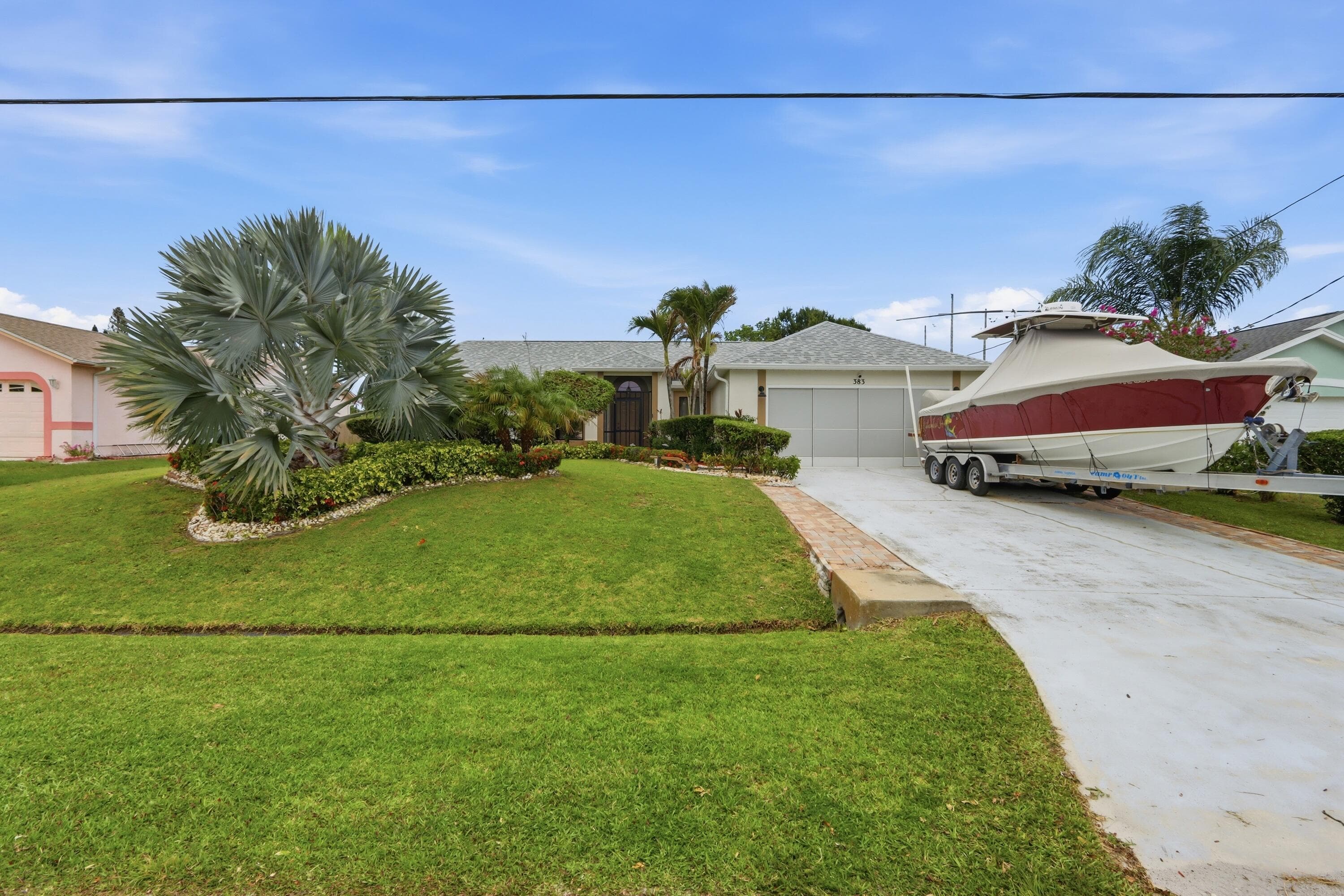 383 SE Whitmore Drive, Port St. Lucie, FL 34984 — photo 4 of 58