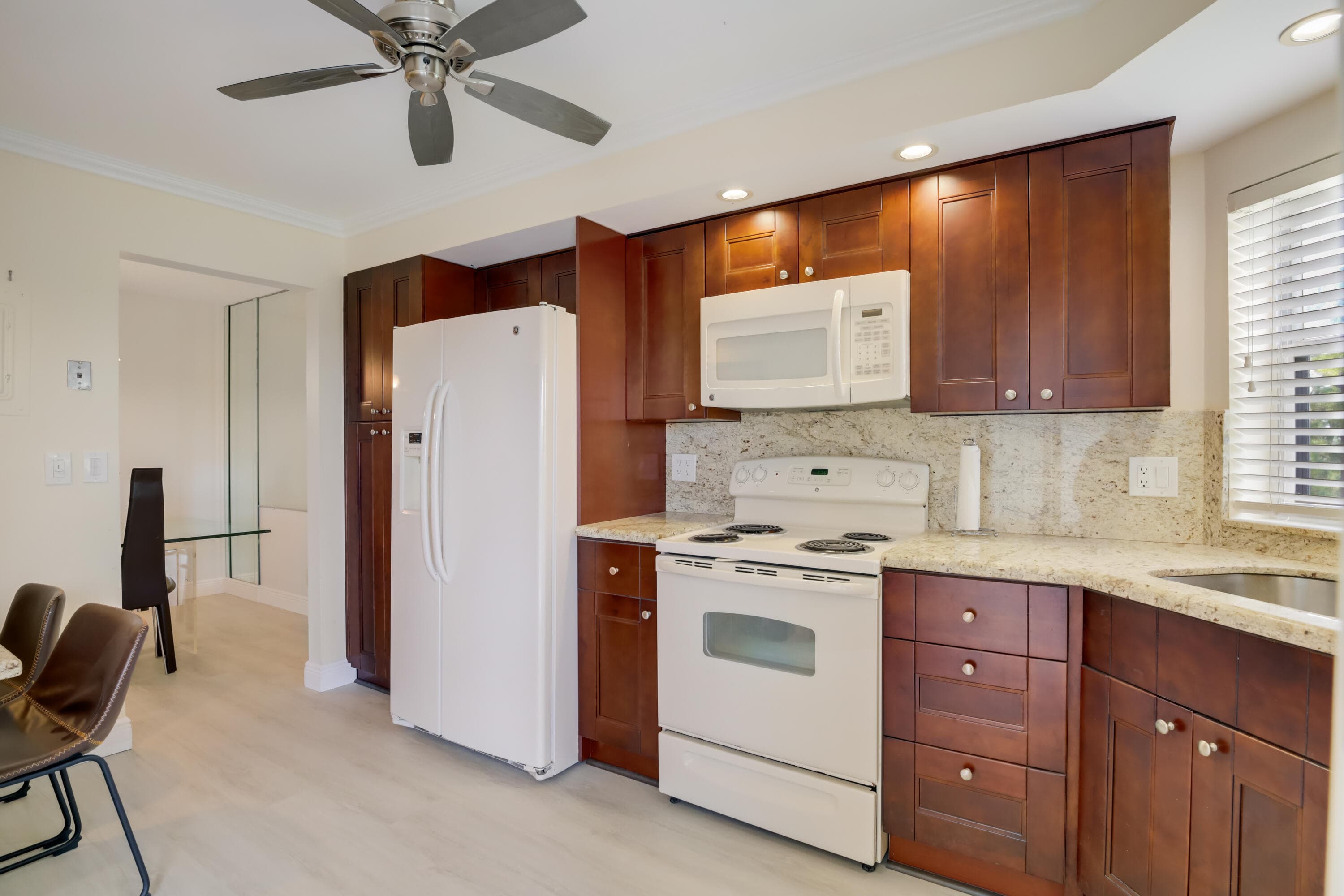 3593 Birdie Drive 507, Lake Worth, FL 33467 — photo 5 of 27
