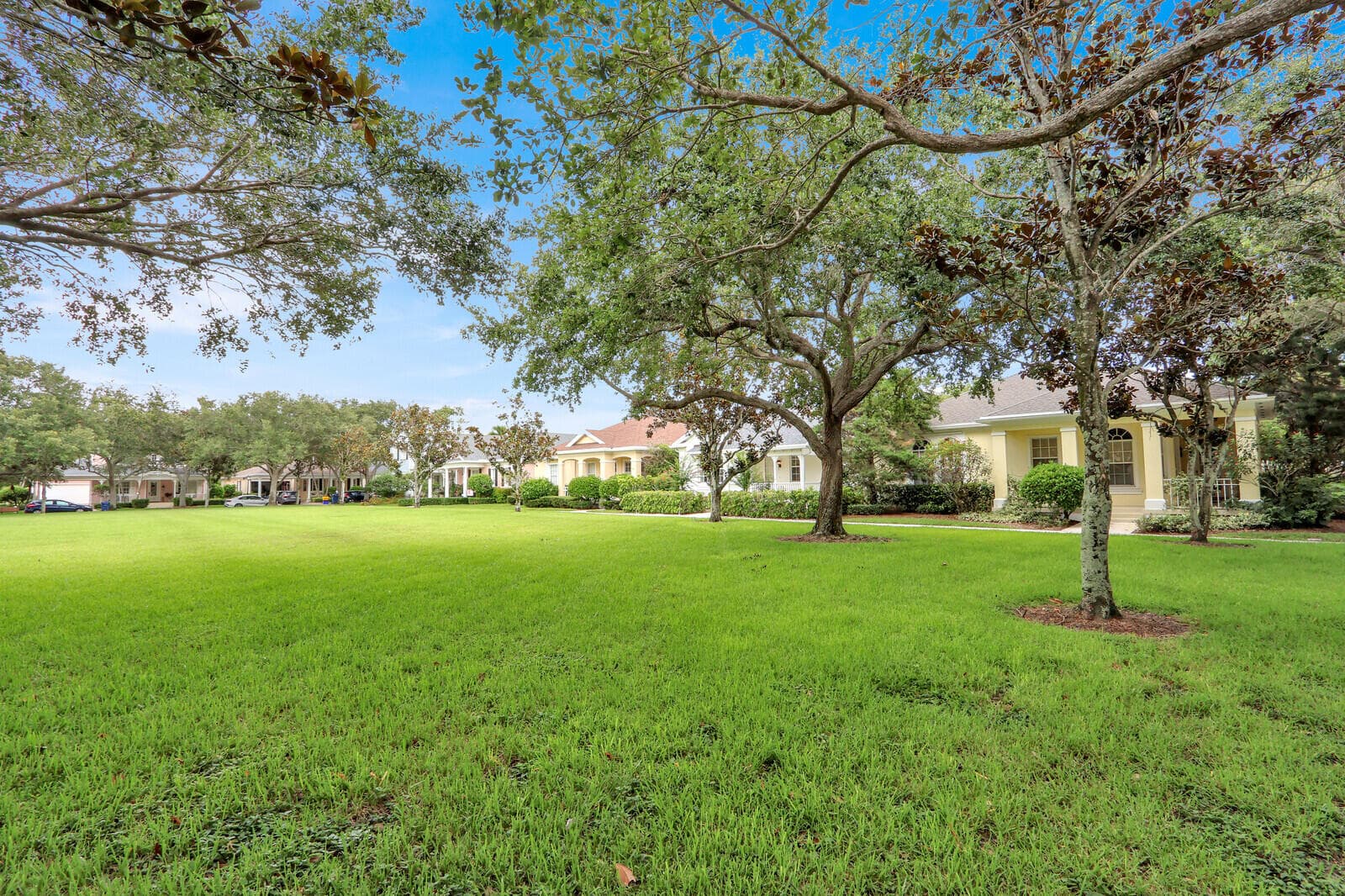 216 Juniper Way, Jupiter, FL 33458 — photo 2 of 32