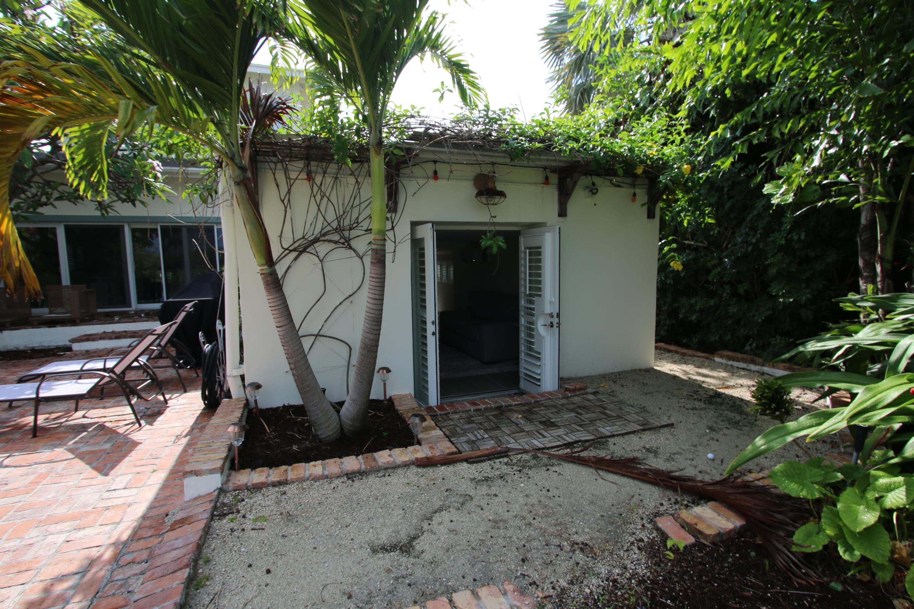506 N Lakeside Drive, Lake Worth Beach, FL 33460 — photo 28 of 29
