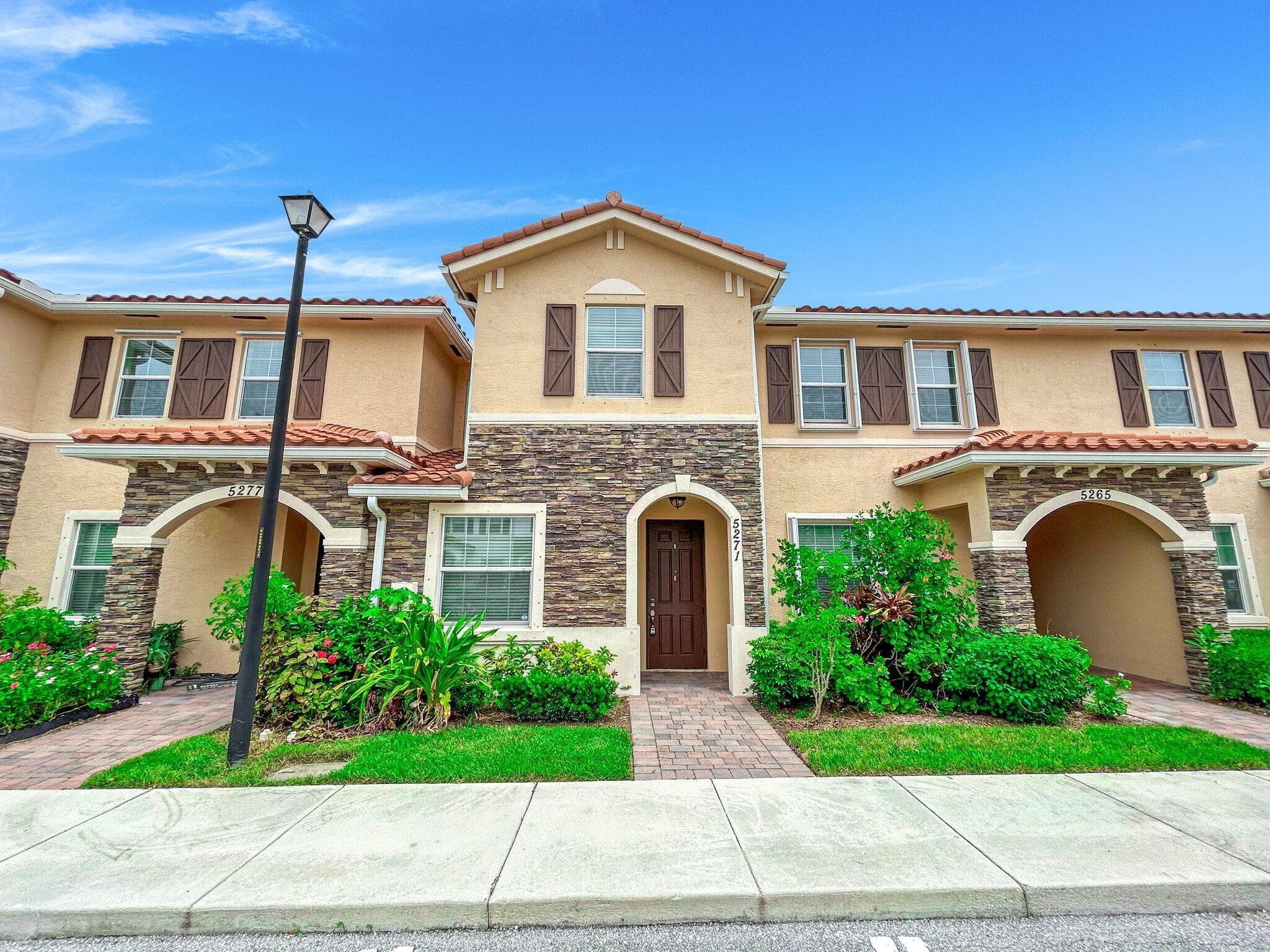 5271 Ashley River Road, West Palm Beach, FL 33417 — photo