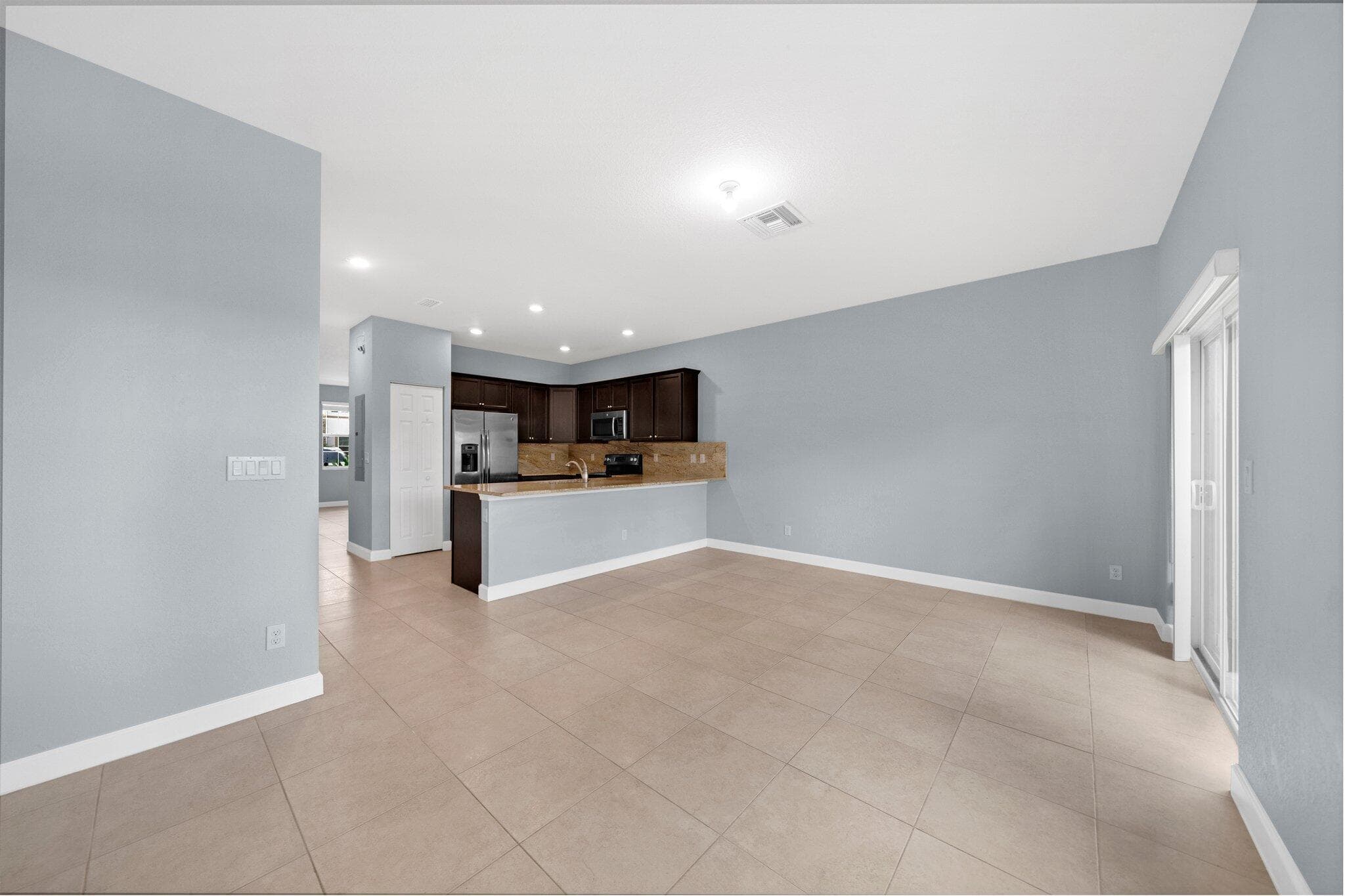5271 Ashley River Road, West Palm Beach, FL 33417 — photo 17 of 31