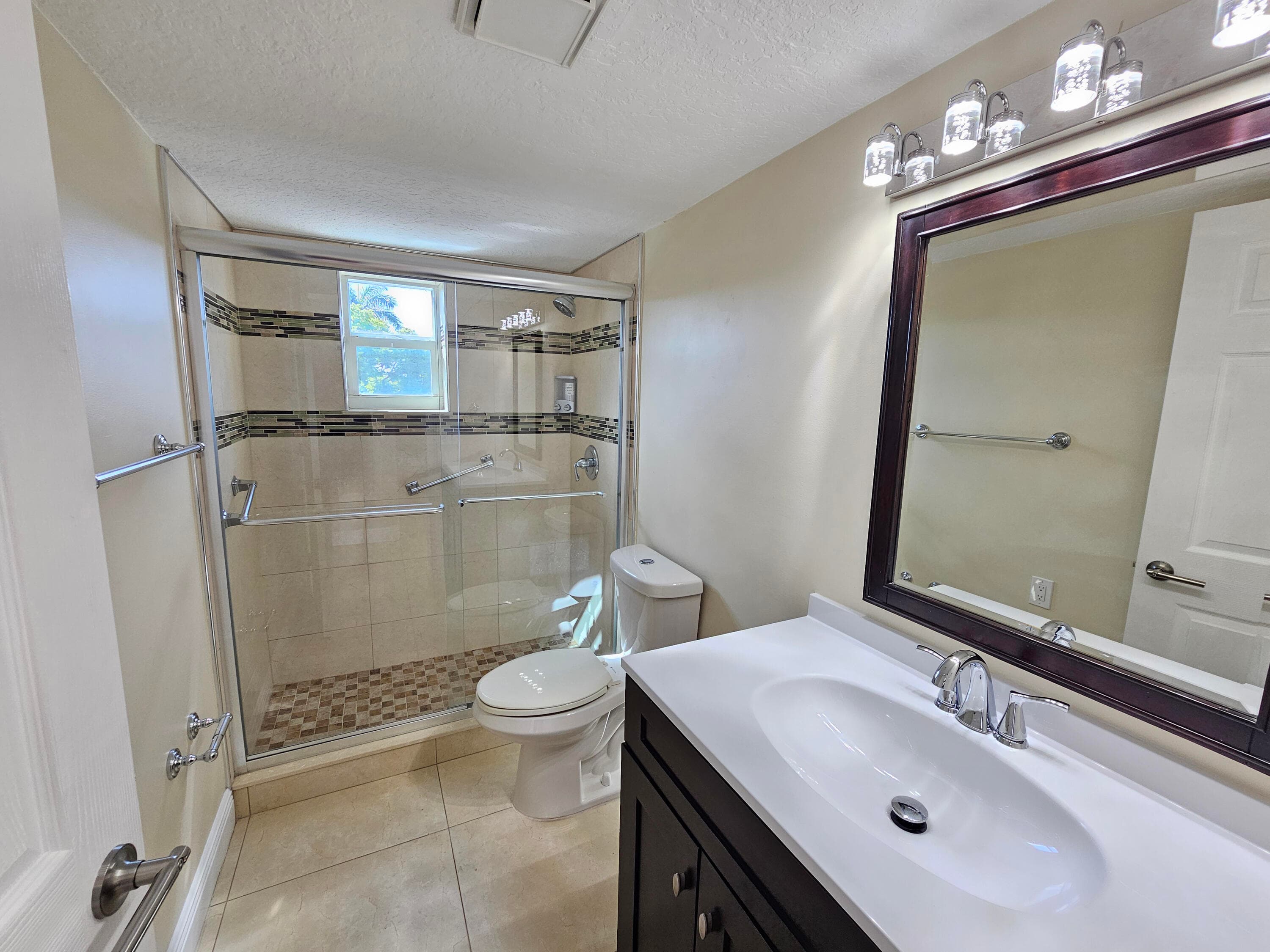 2562 Garden Drive N 202, Lake Worth Beach, FL 33461 — photo 15 of 21