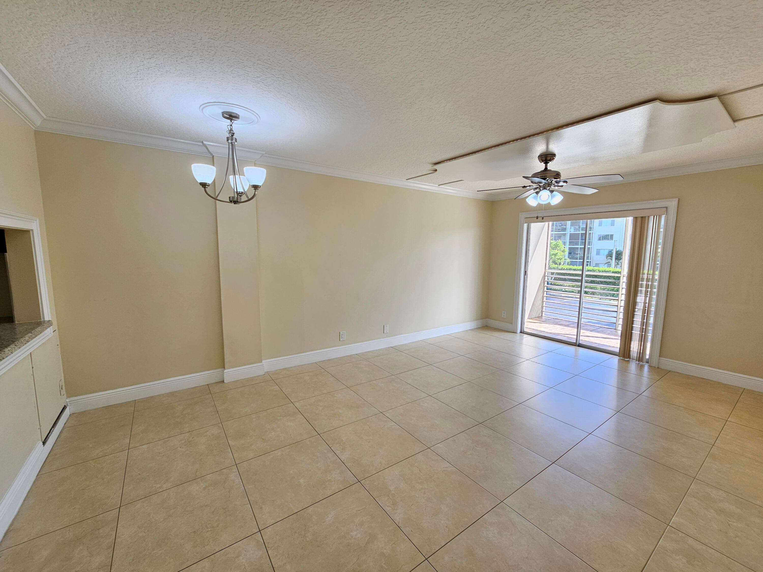 2562 Garden Drive N 202, Lake Worth Beach, FL 33461 — photo 8 of 21