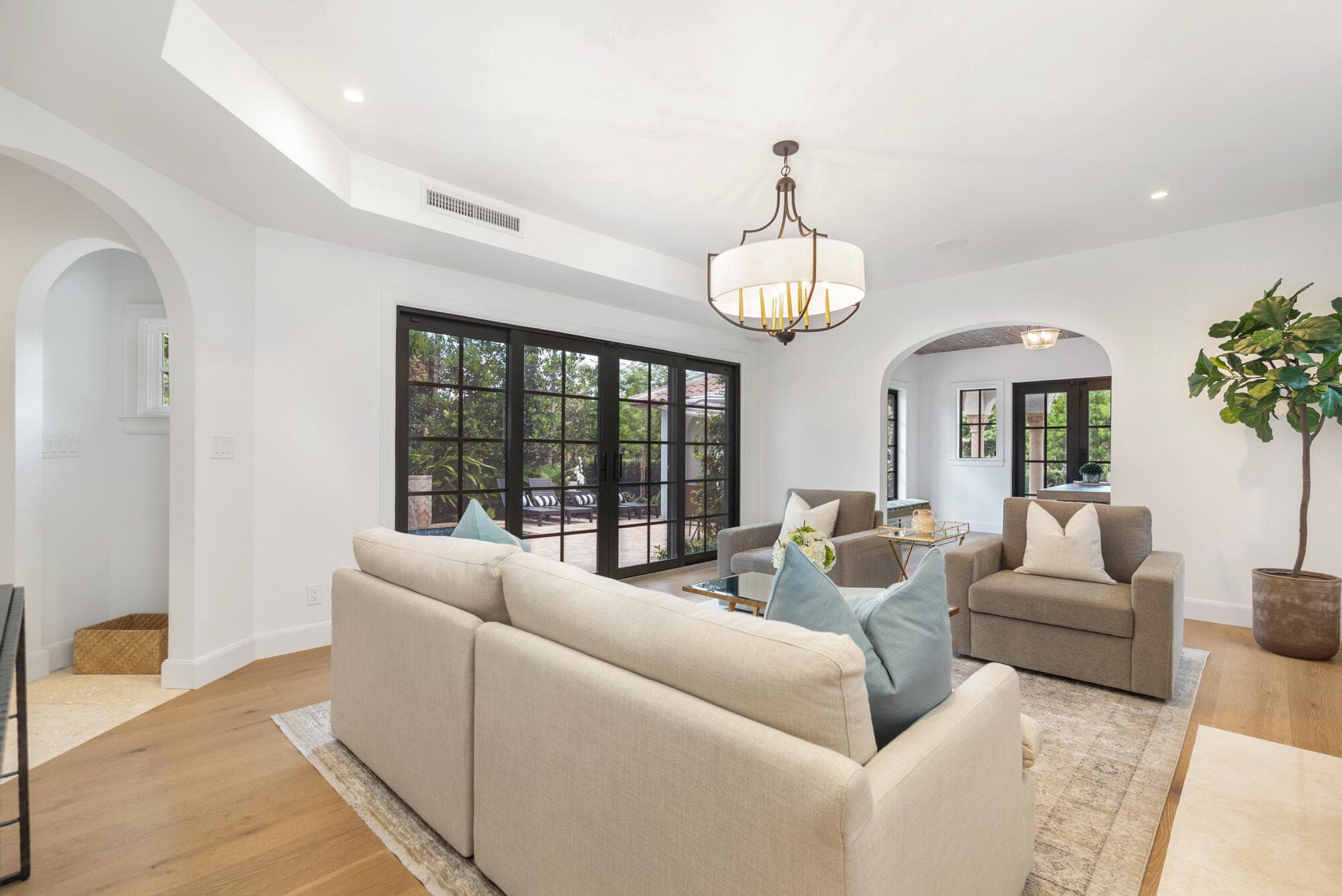 201 Murray Road, West Palm Beach, FL 33405 — photo 5 of 40