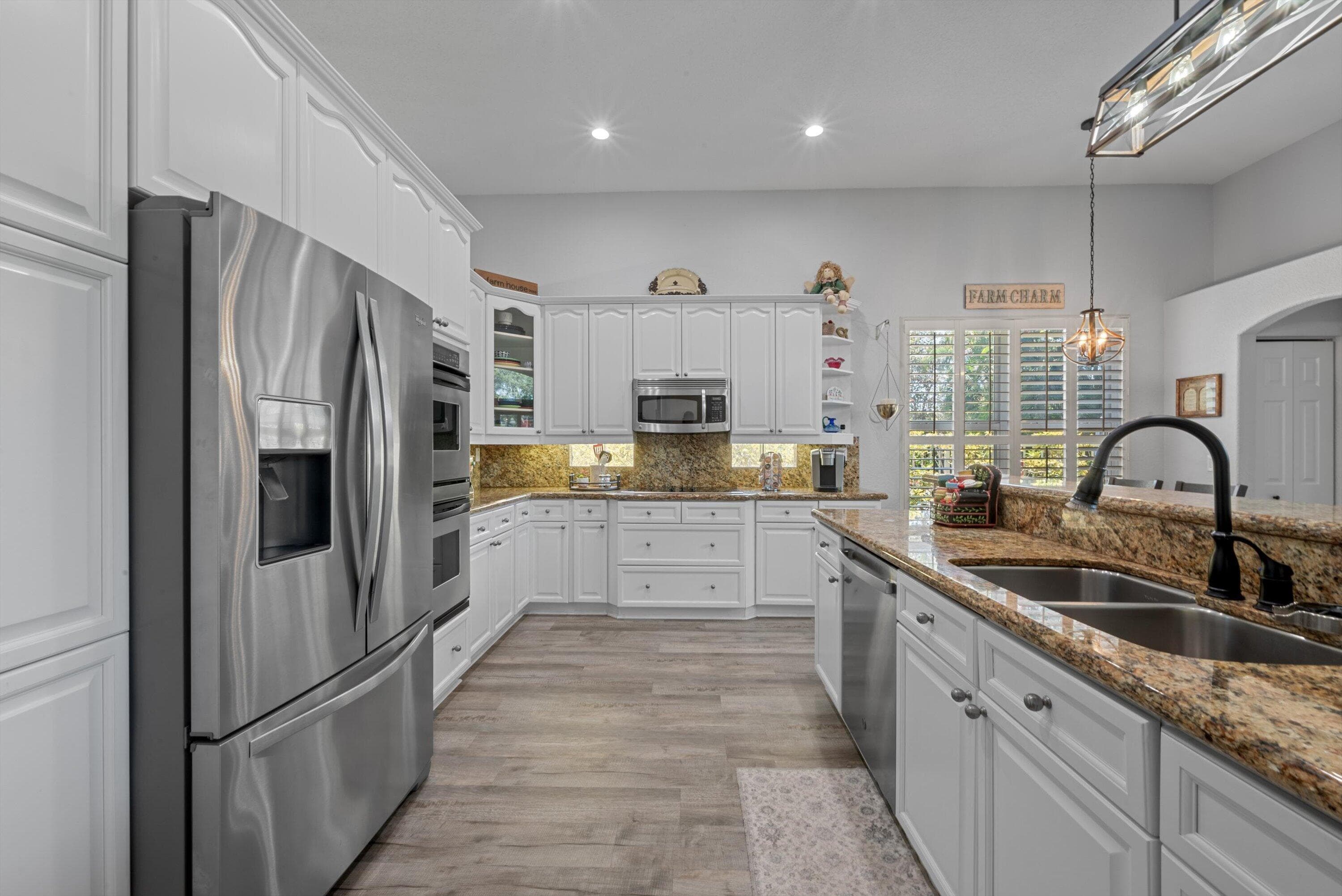 5649 Oakmont Village Circle, Lake Worth, FL 33463 — photo 8 of 43