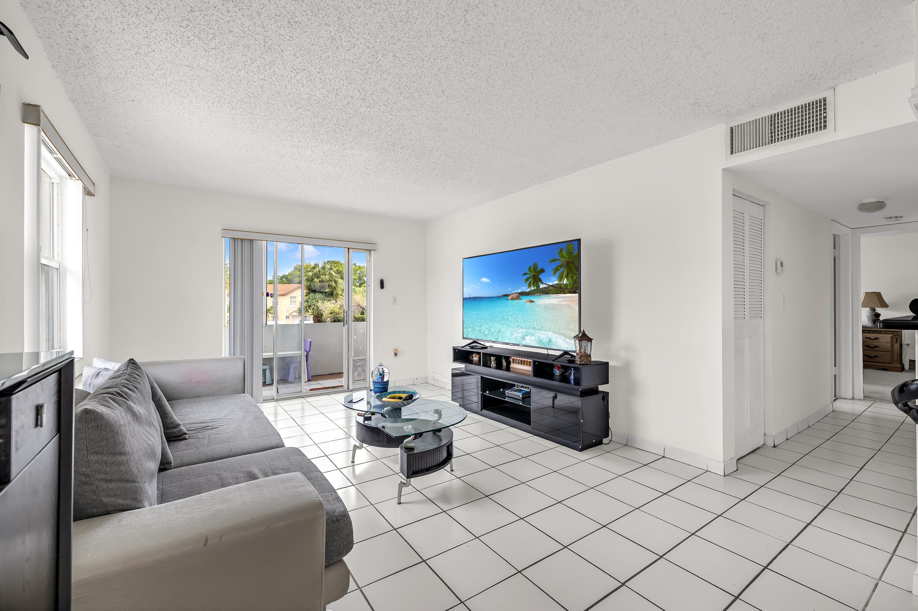 6507 Winfield Boulevard 211ac, Margate, FL 33063 — photo 2 of 28