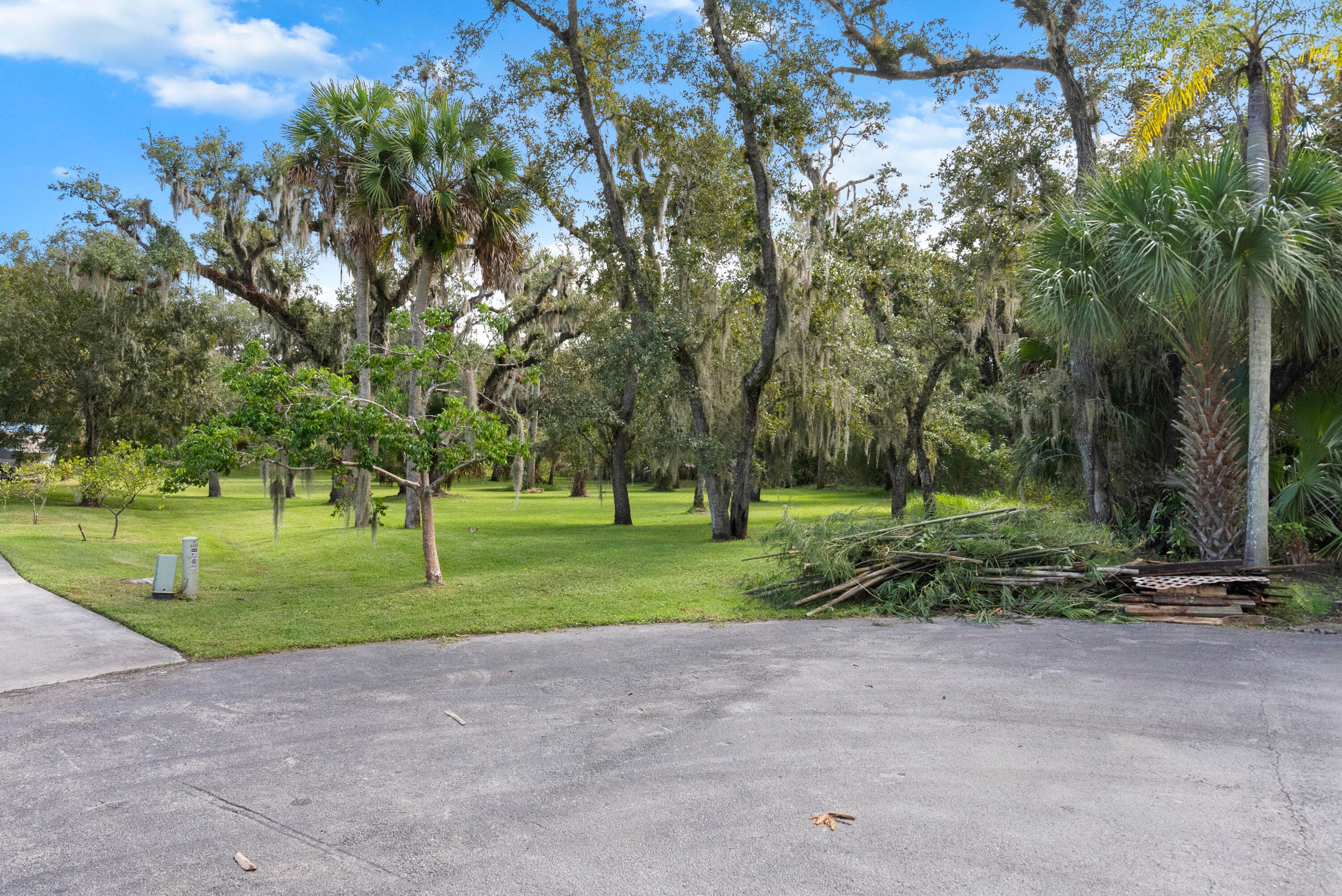 2260 Sweetwater Drive, Fort Pierce, FL 34981 — photo 6 of 25