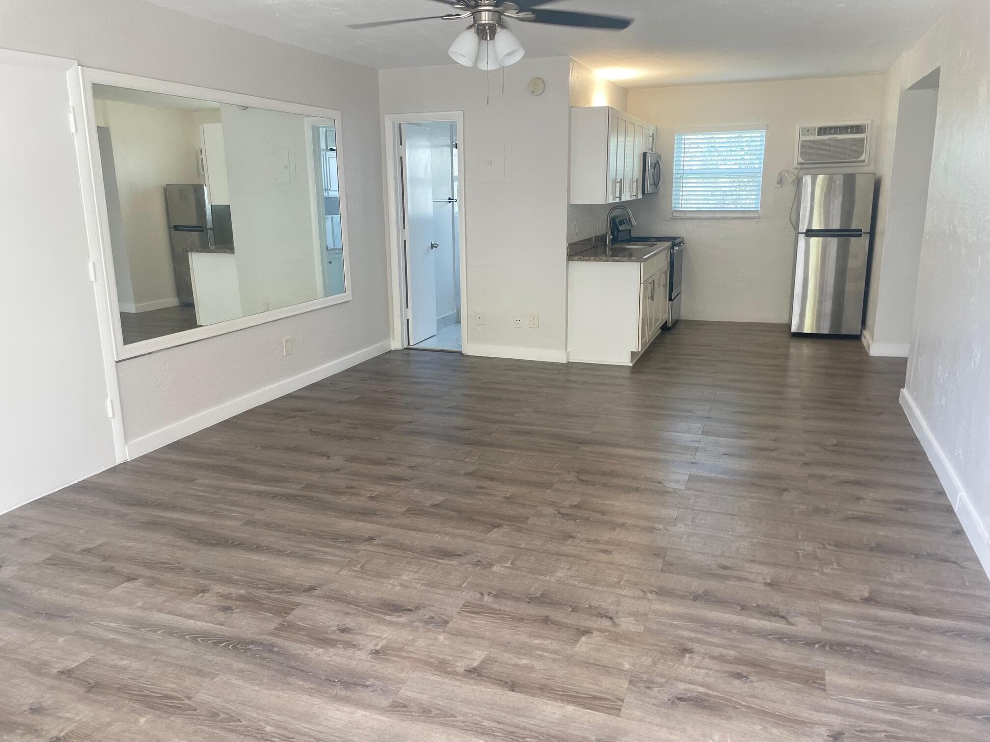 217 SE 20th Avenue 8, Deerfield Beach, FL 33441 — photo 3 of 15