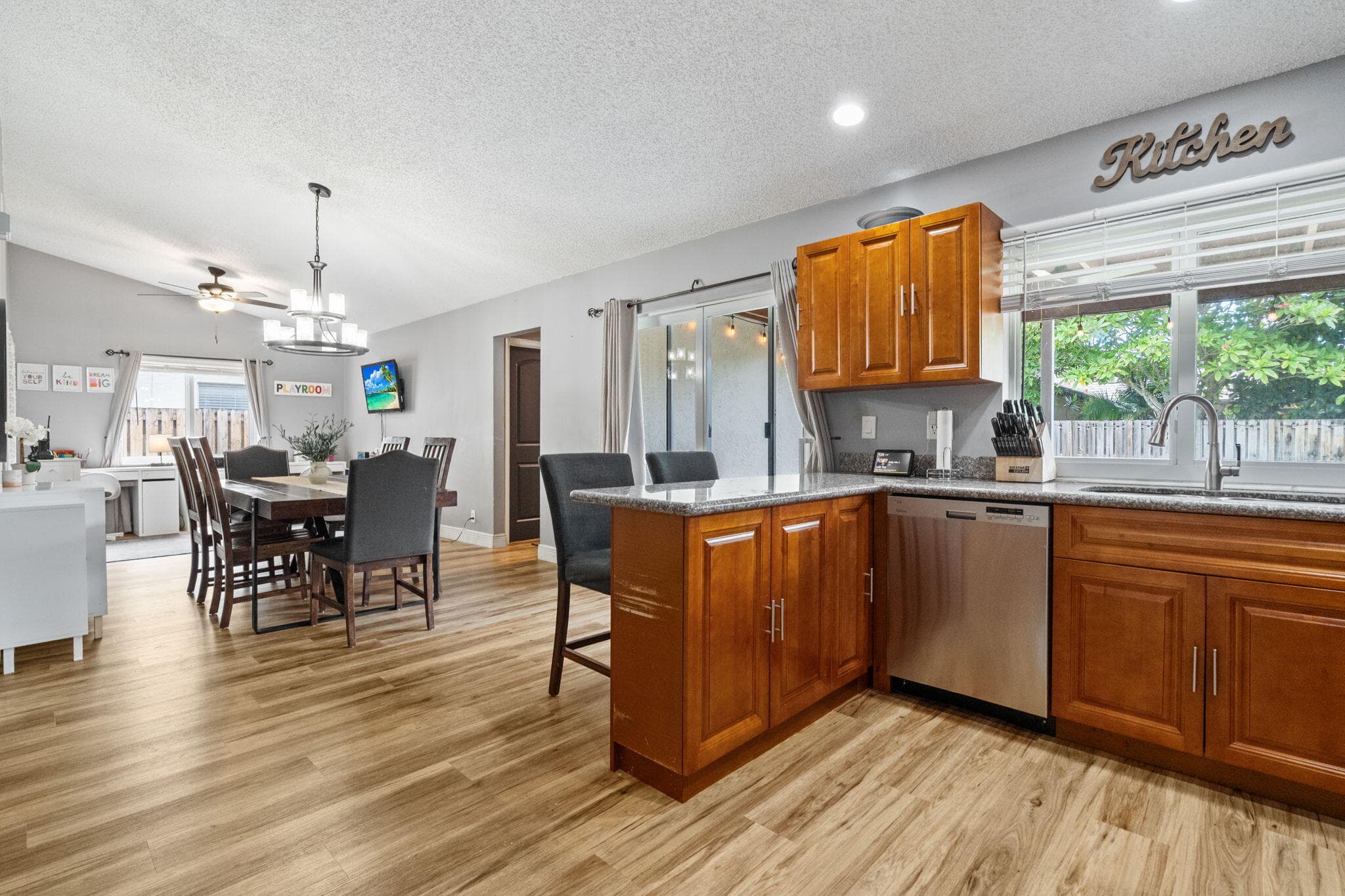 2696 NW 94th Avenue, Coral Springs, FL 33065 — photo 14 of 26