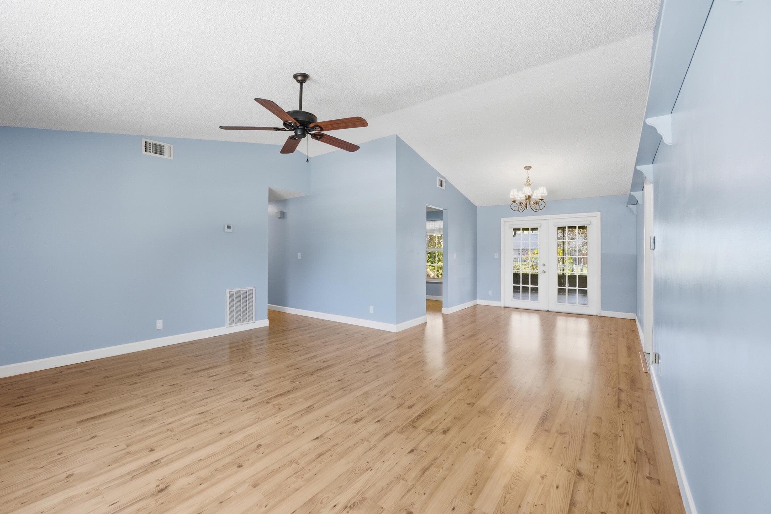 5053 N Saint John Ave Avenue N, Boynton Beach, FL 33472 — photo 8 of 38