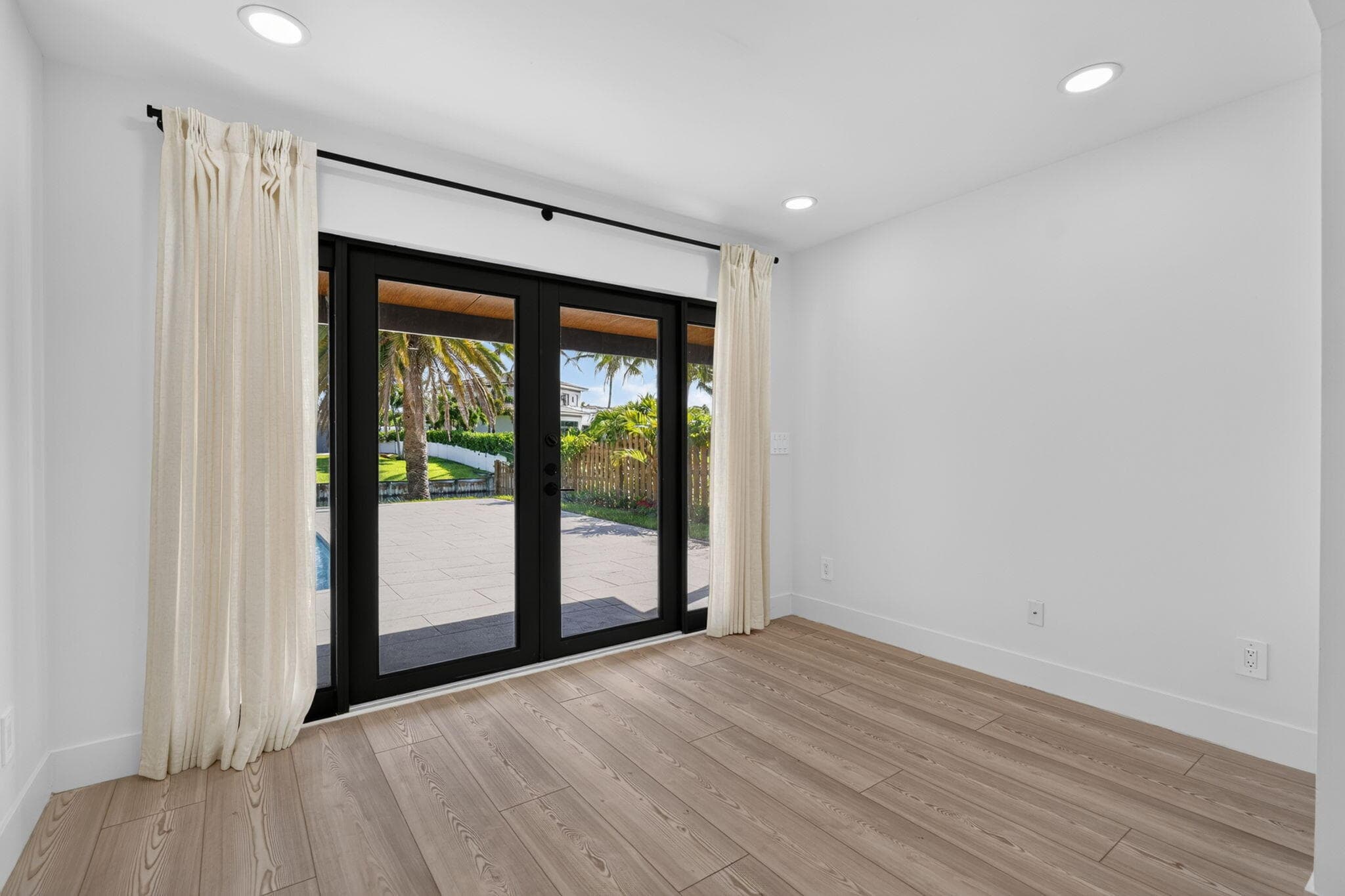 1803 Juno Isles Boulevard, North Palm Beach, FL 33408 — photo 9 of 63