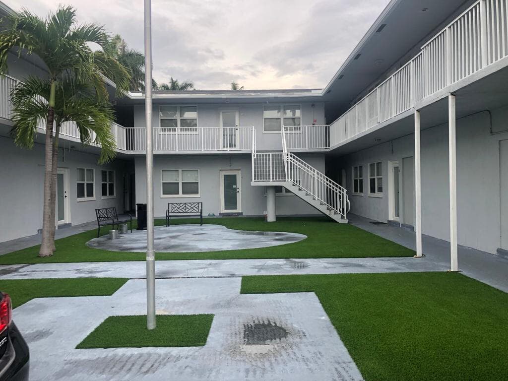 930 N 14th Court, Hollywood, FL 33020 — photo 2 of 29