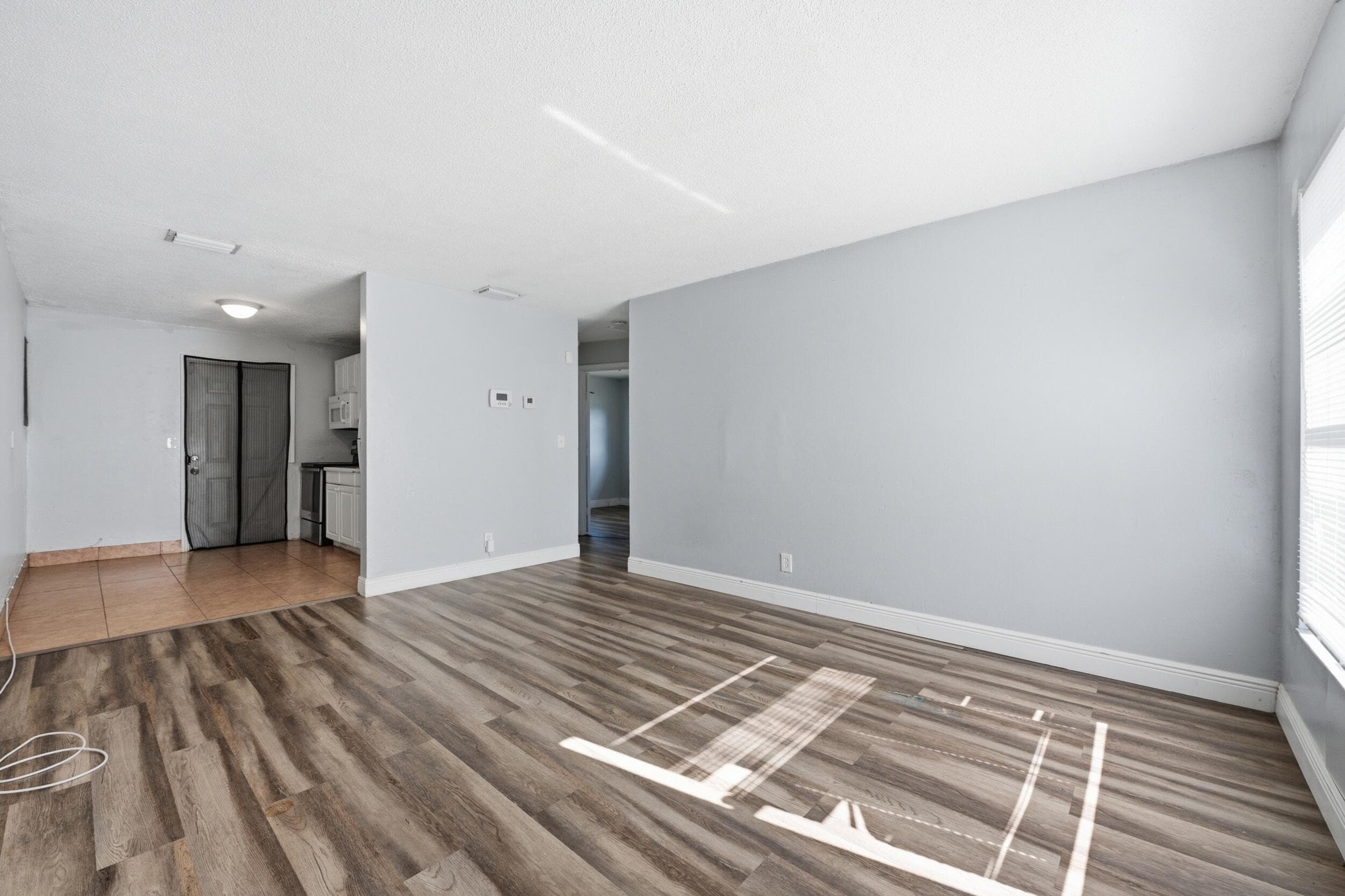 2001 A E Isaacs Avenue 2007, West Palm Beach, FL 33407 — photo