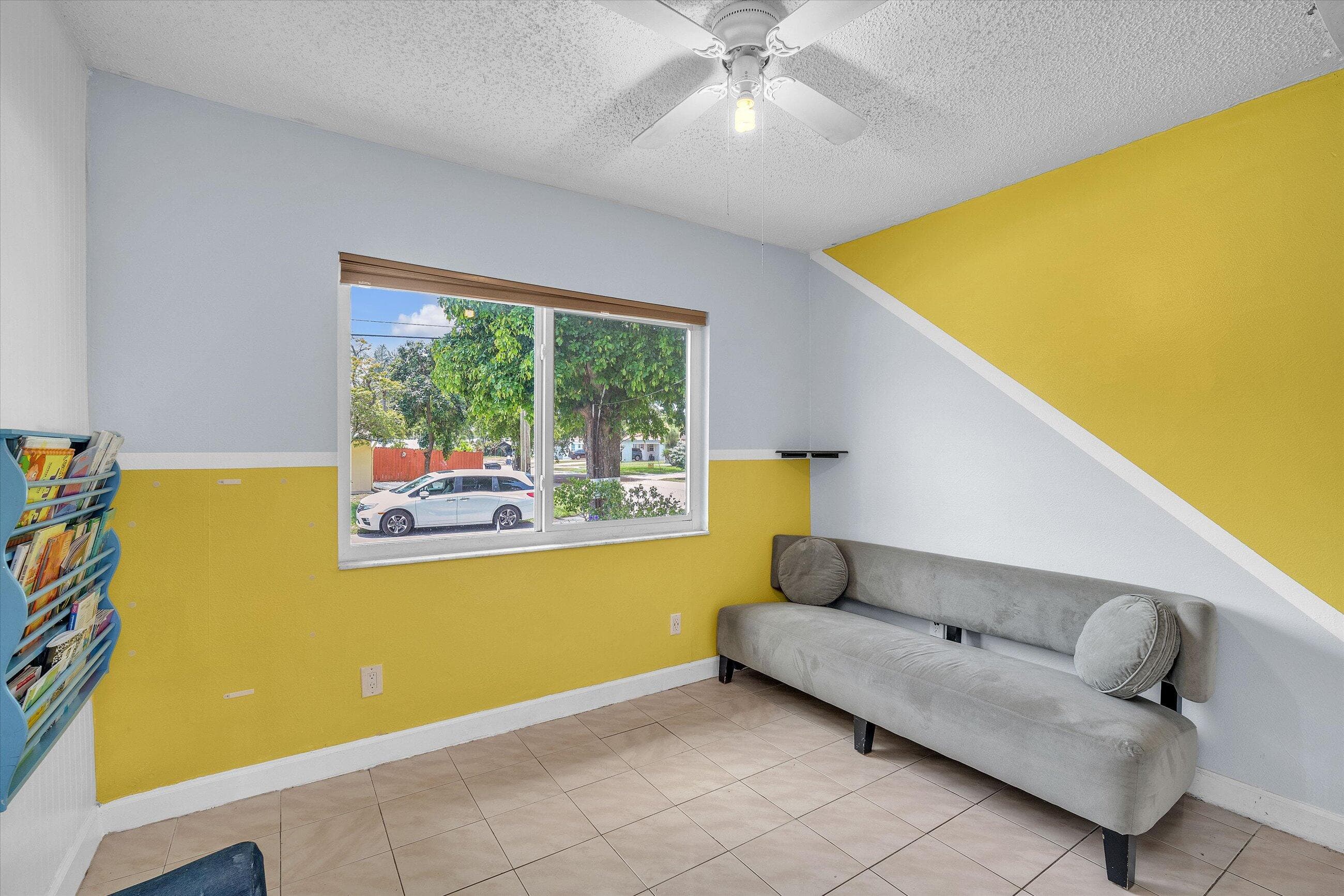 7321 Cody Street, Hollywood, FL 33024 — photo 10 of 19